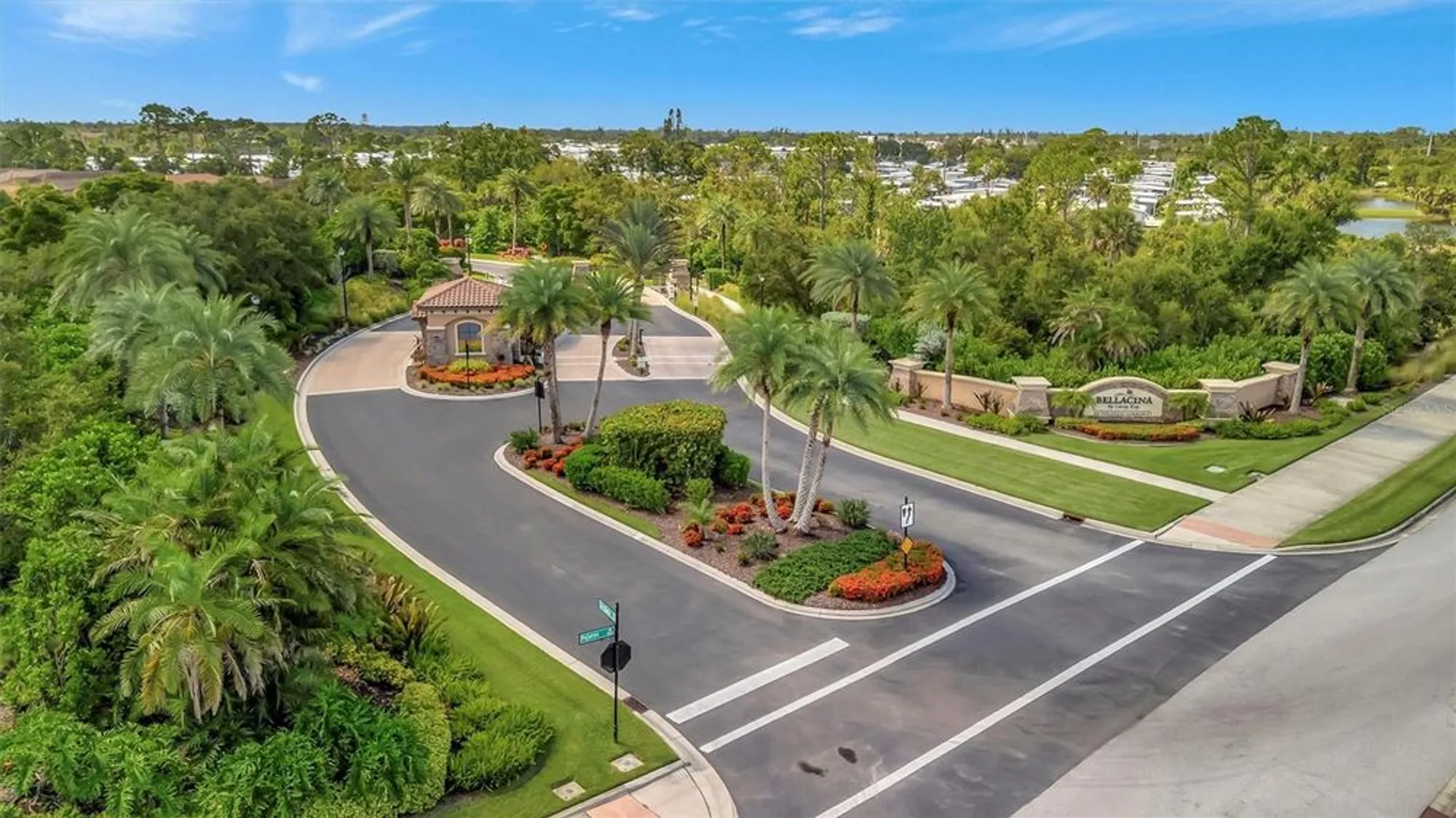 Property Slideshow image 4 of 86 | 5548 sentiero dr, Nokomis, FL, 34275