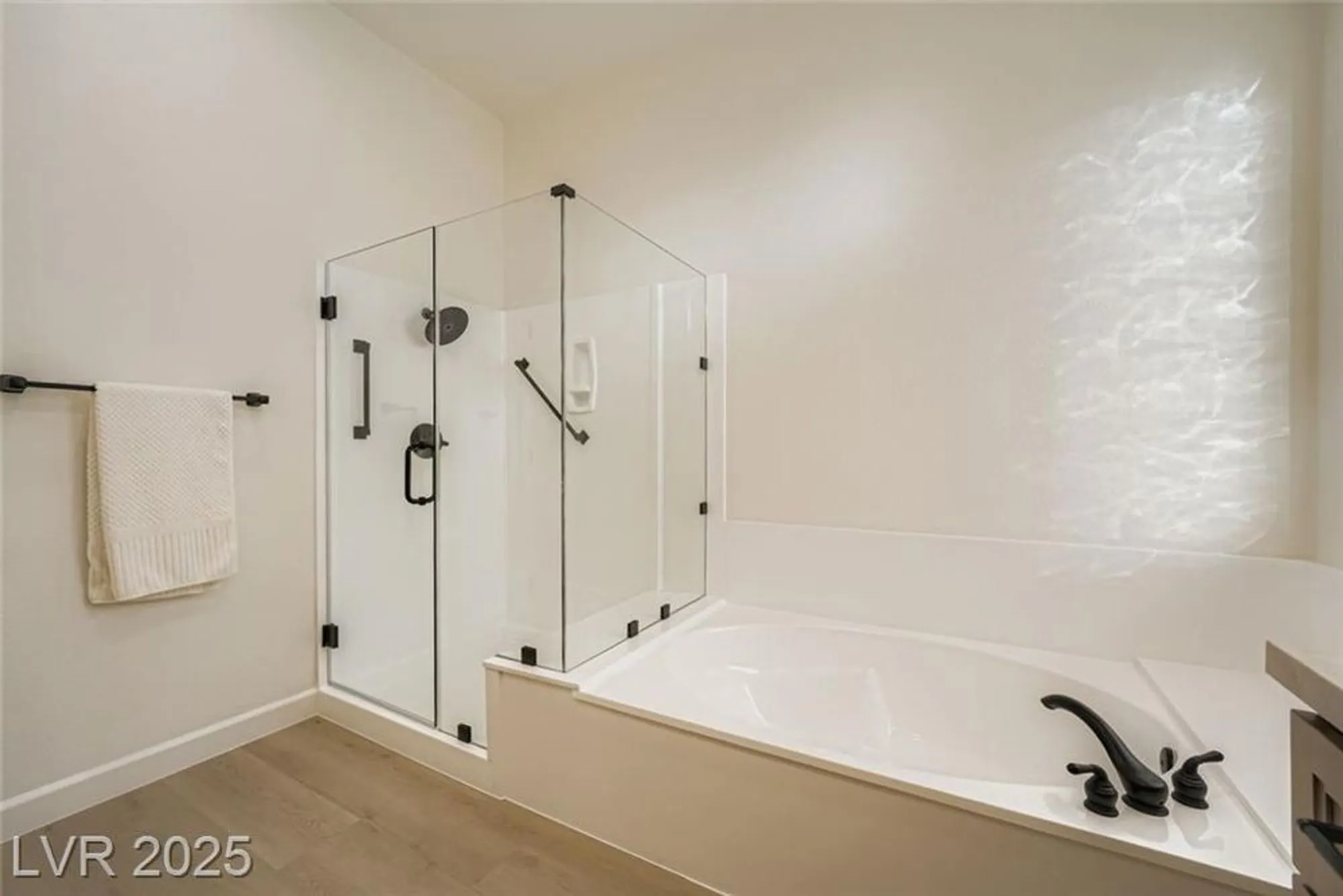 Property Slideshow image 20 of 23 | 2409 sierra sage st, Las Vegas, NV, 89134