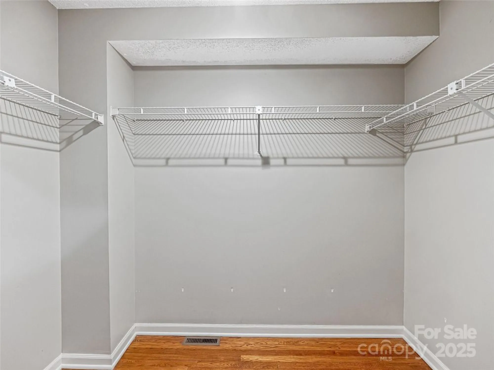 Property Slideshow image 31 of 48 | 140 overlook dr, Flat Rock, NC, 28731