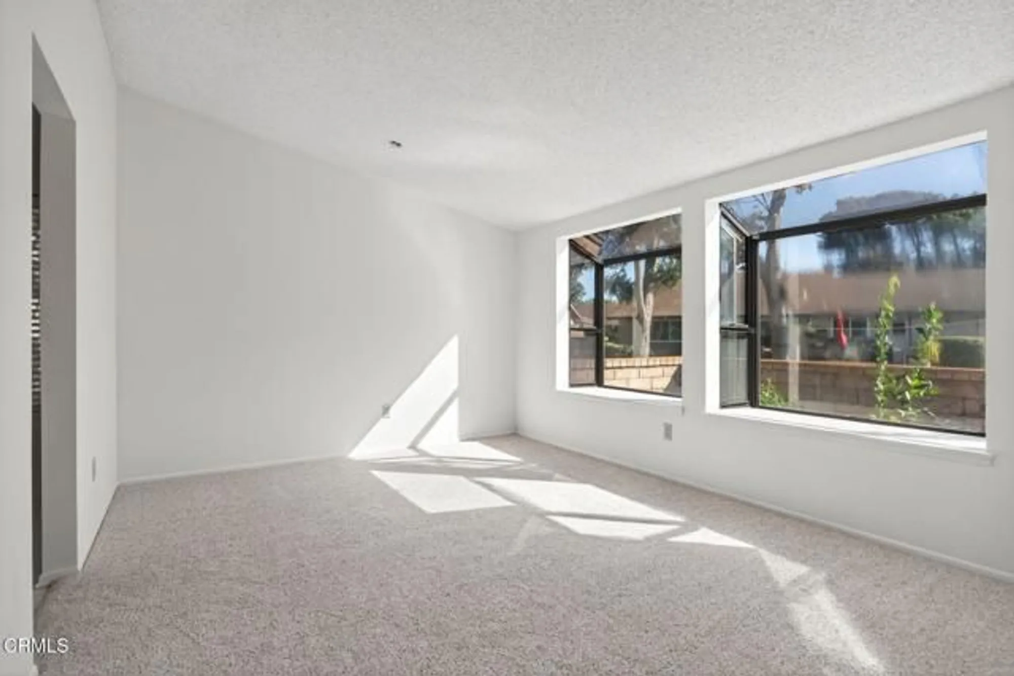 Property Slideshow image 8 of 52 | 17164 village 17, Camarillo, CA, 93012