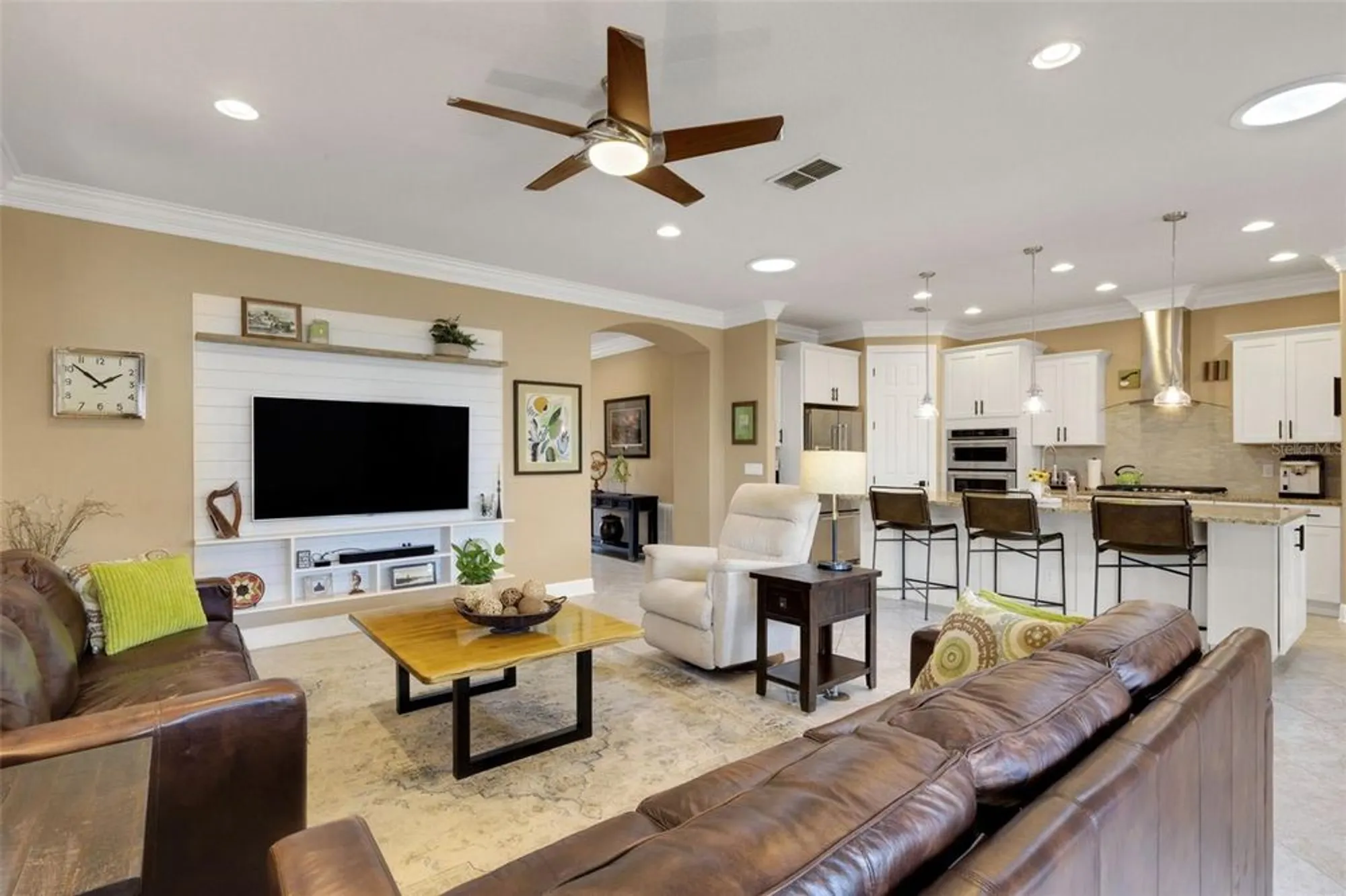 Property Slideshow image 10 of 71 | 710 asturias rd, Davenport, FL, 33837