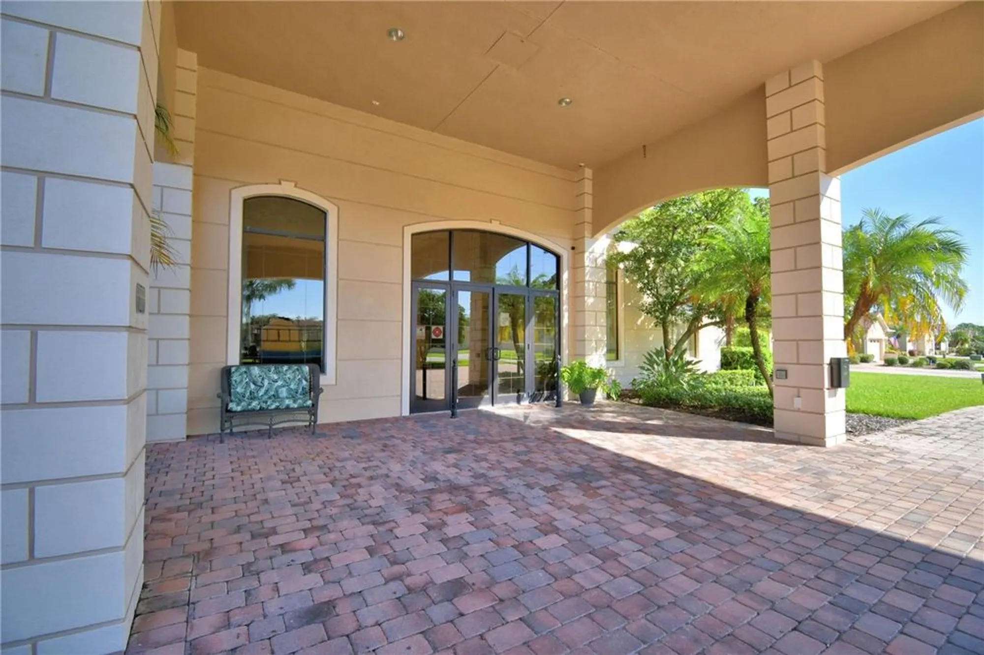 Property Slideshow image 42 of 68 | 1613 linz ct, Winter Haven, FL, 33884