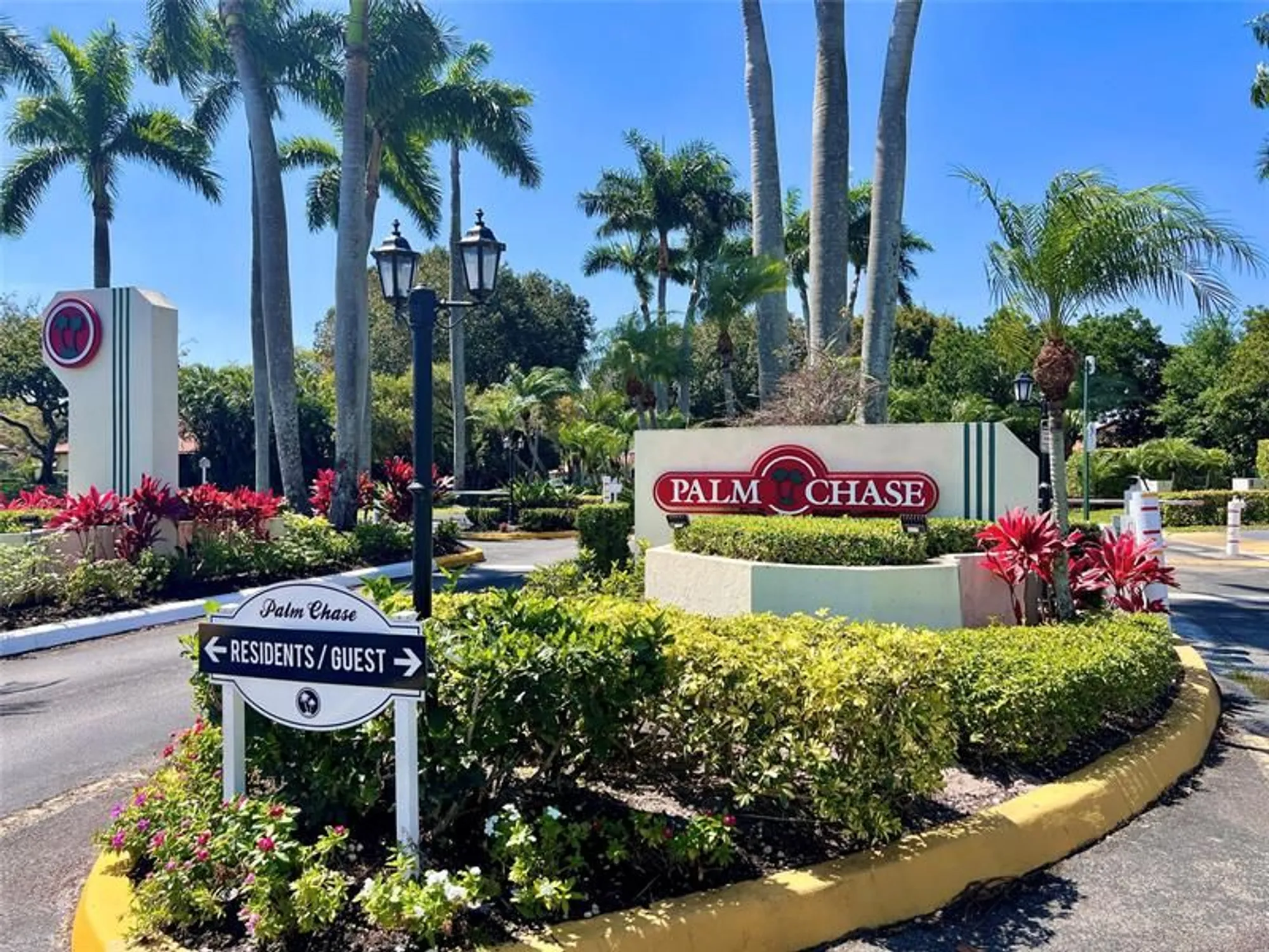 Property Slideshow image 34 of 51 | 10714 beach palm ct b, Boynton Beach, FL, 33437