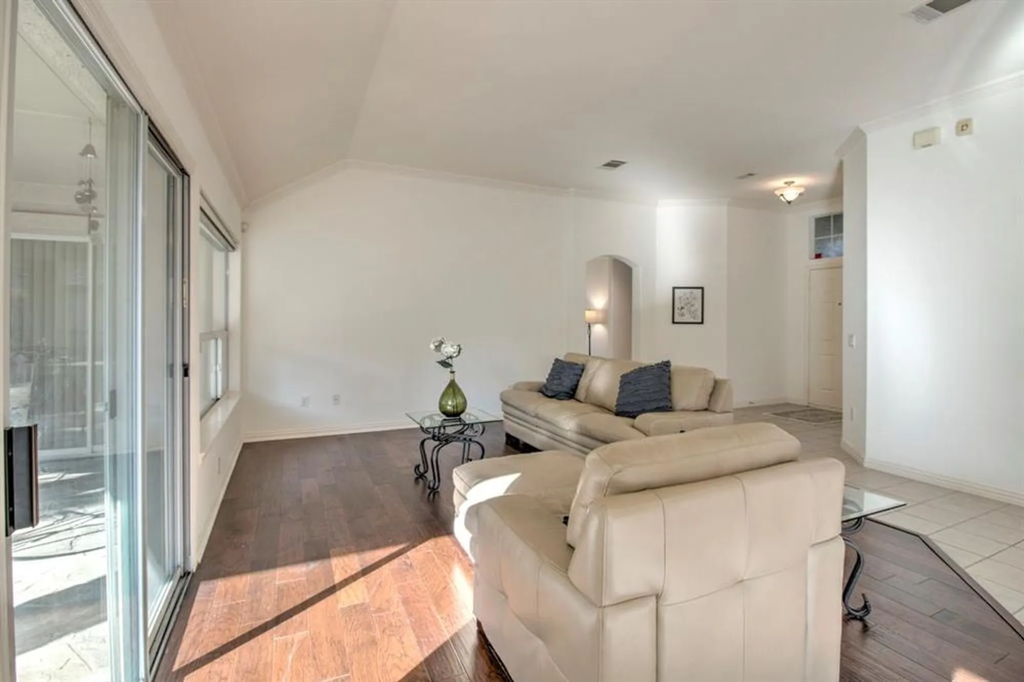 Property Slideshow image 9 of 35 | 9605 orangewood trl, Denton, TX, 76207