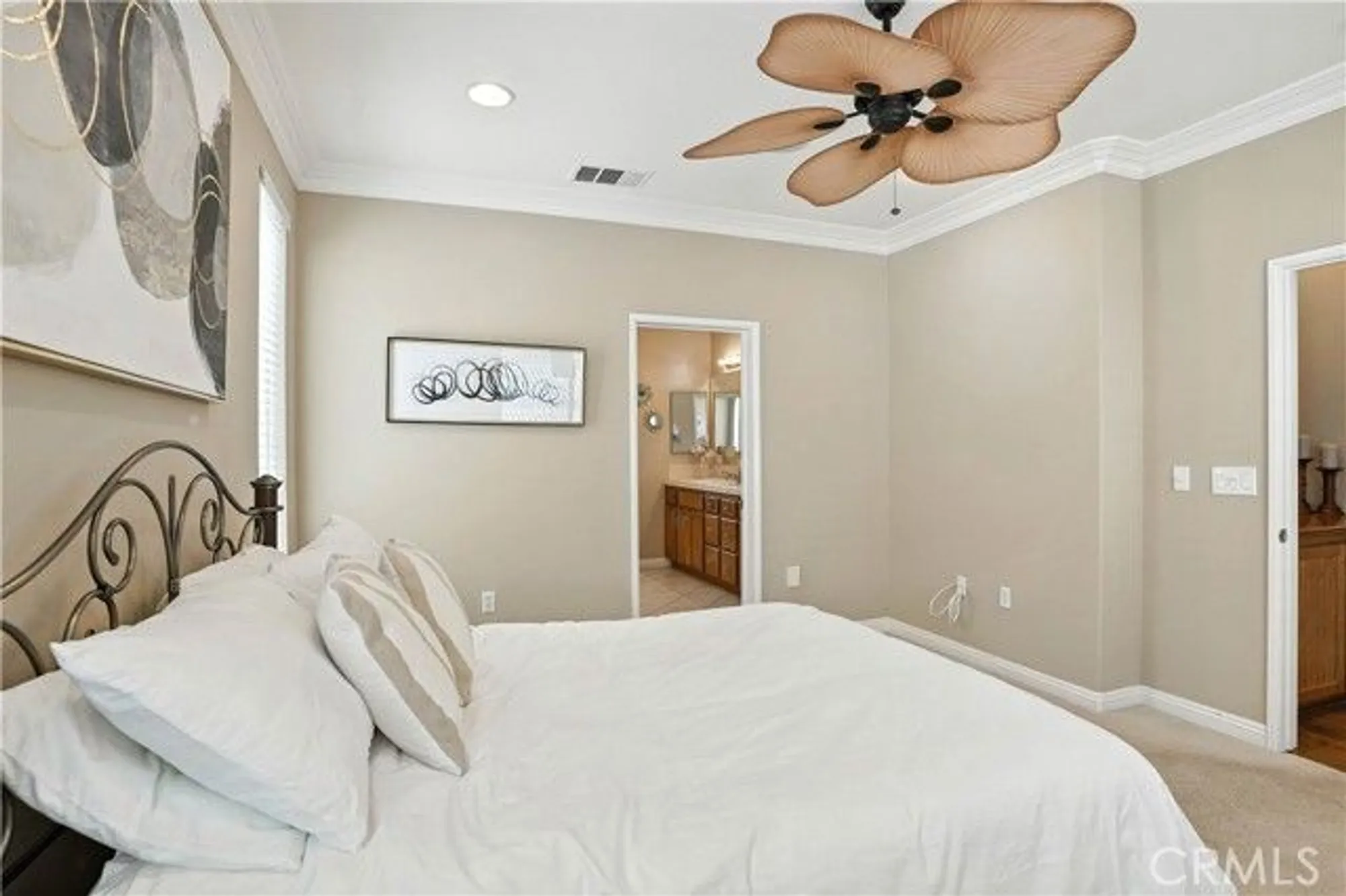 Property Slideshow image 24 of 54 | 270 cog hill ln, Hemet, CA, 92545