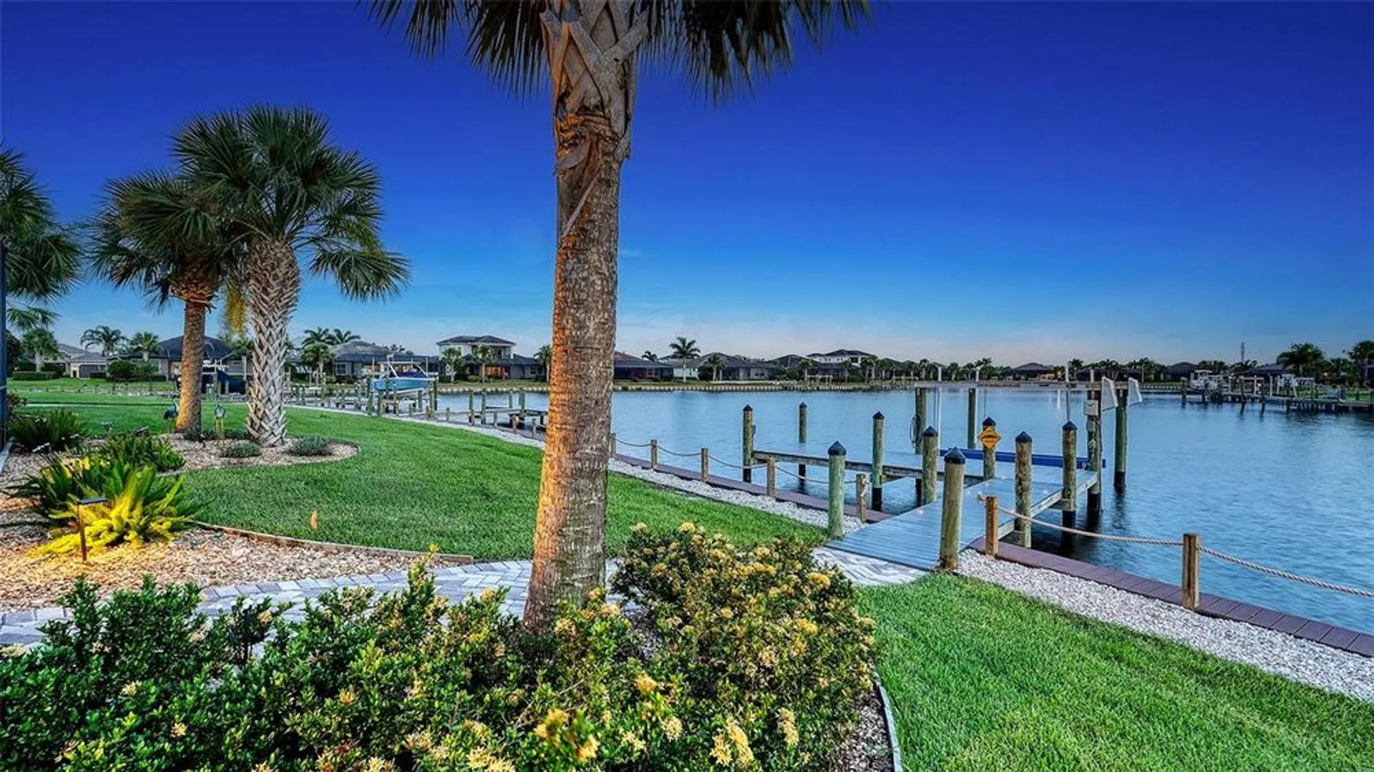 Property Slideshow image 46 of 78 | 1114 bearing ct, Bradenton, FL, 34208