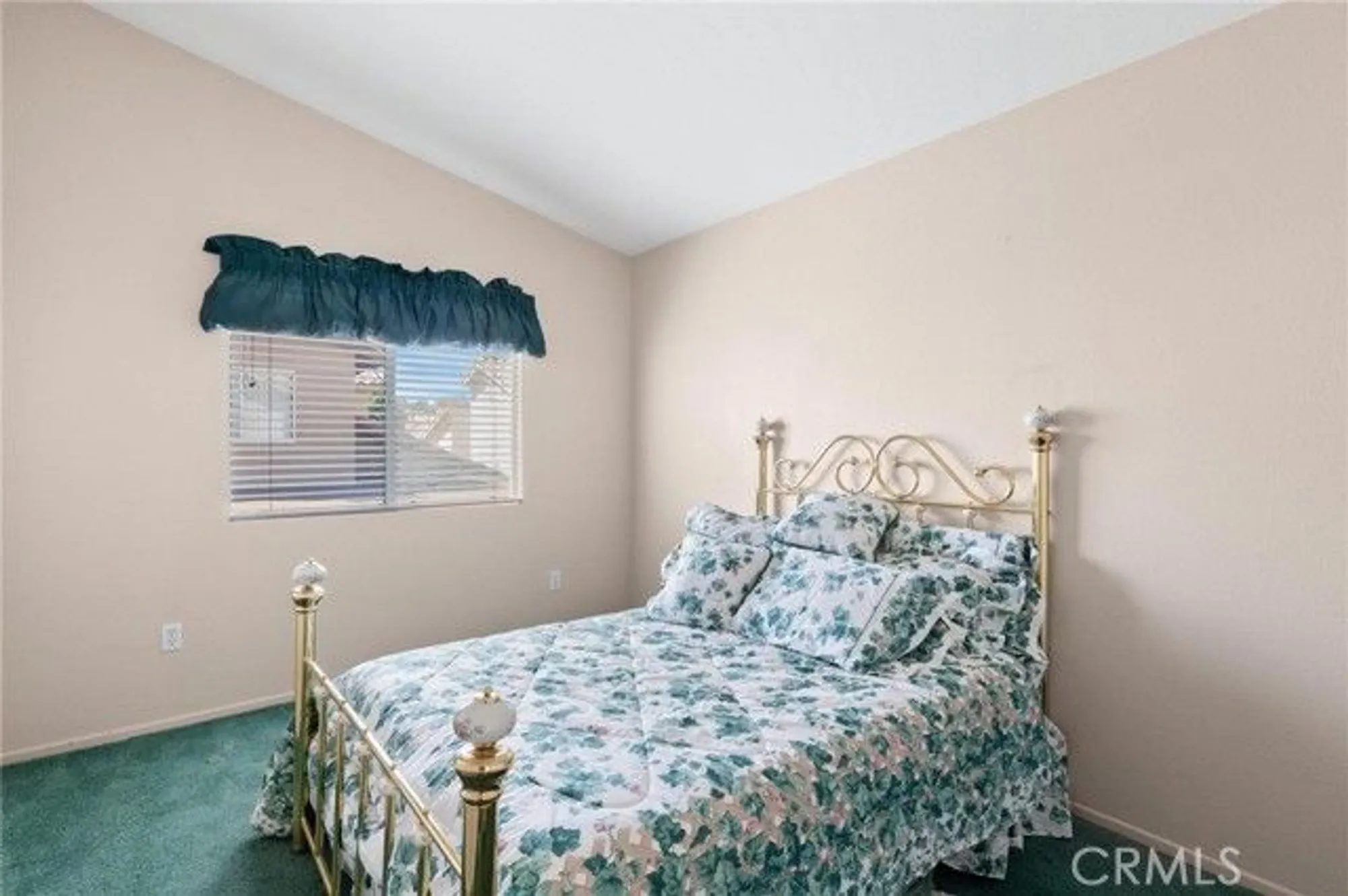 Property Slideshow image 38 of 50 | 1289 green island st, Banning, CA, 92220