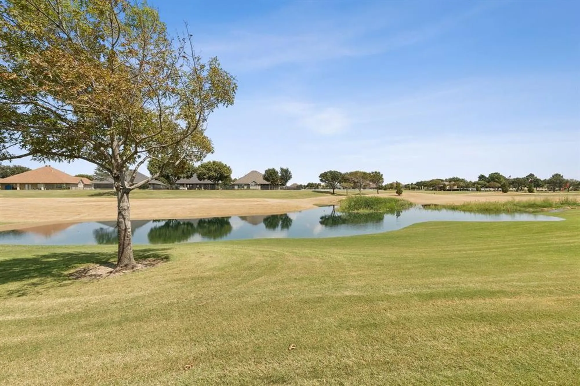 Property Slideshow image 26 of 31 | 10101 southpoint ct, Denton, TX, 76207