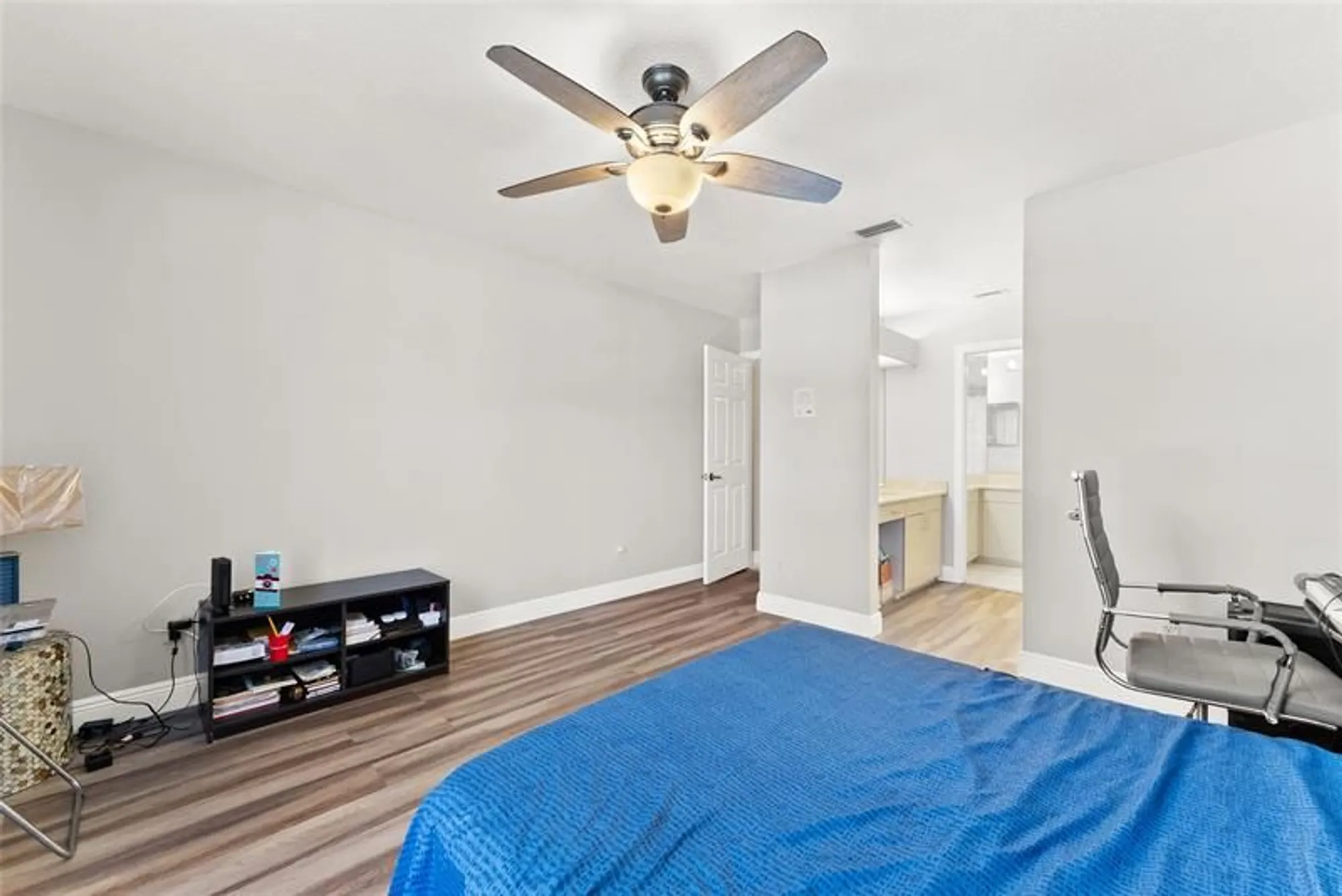 Property Slideshow image 26 of 48 | 6803 bitterbush pl, Boynton Beach, FL, 33472