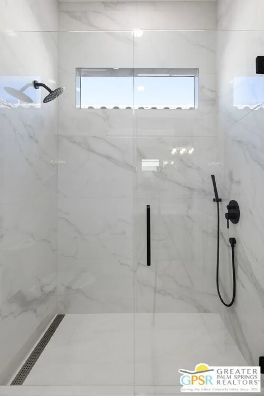 Property Slideshow image 20 of 44 | 43502 torphin hill pl, Indio, CA, 92201