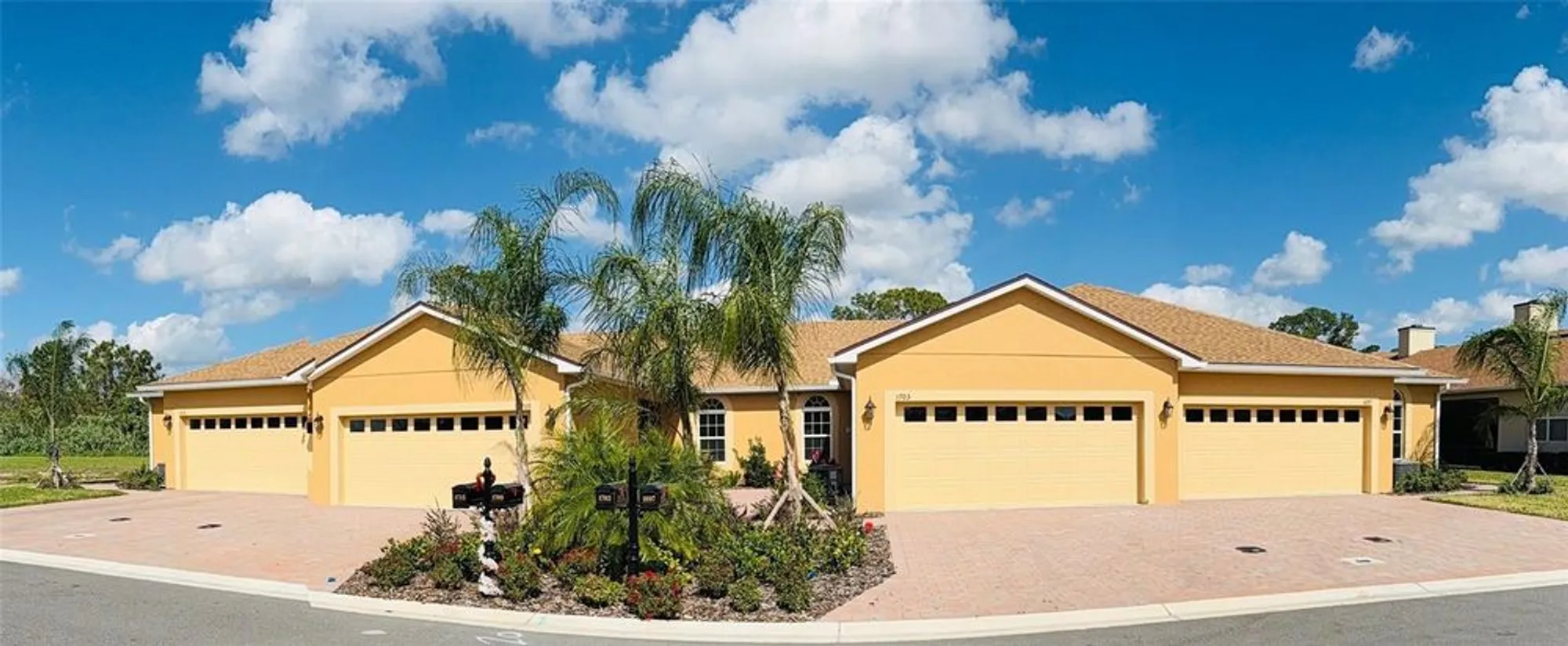 Property Slideshow image 3 of 46 | 1703 linz ct, Winter Haven, FL, 33884