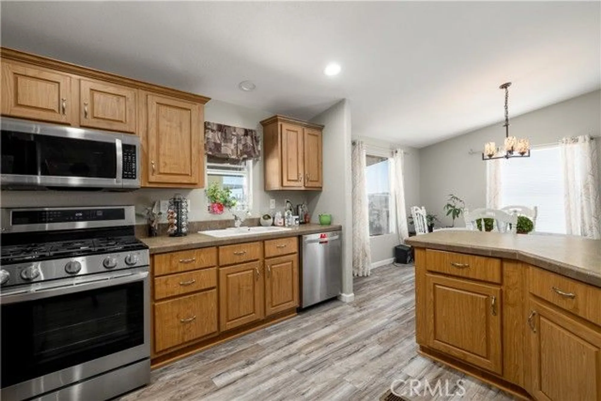 Property Slideshow image 10 of 30 | 38201 via la colina, Murrieta, CA, 92563