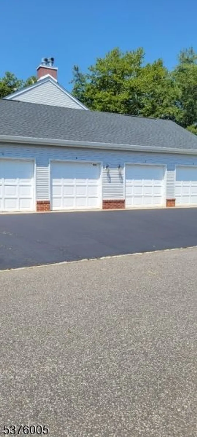 Property Slideshow image 22 of 25 | 85 winthrop rd f, Monroe Twp, NJ, 08831