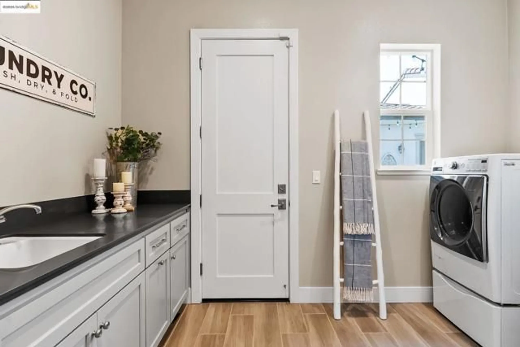 Property Slideshow image 31 of 54 | 1890 late harvest ct, Brentwood, CA, 94513