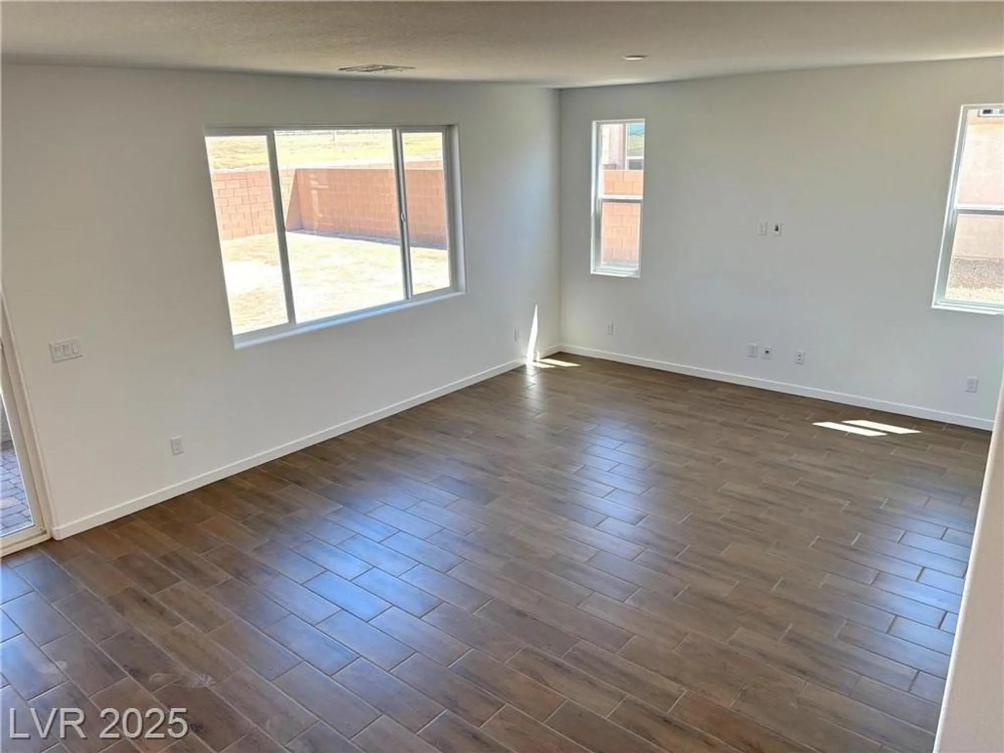 Property Slideshow image 9 of 30 | 5688 e badlands ln, Pahrump, NV, 89061