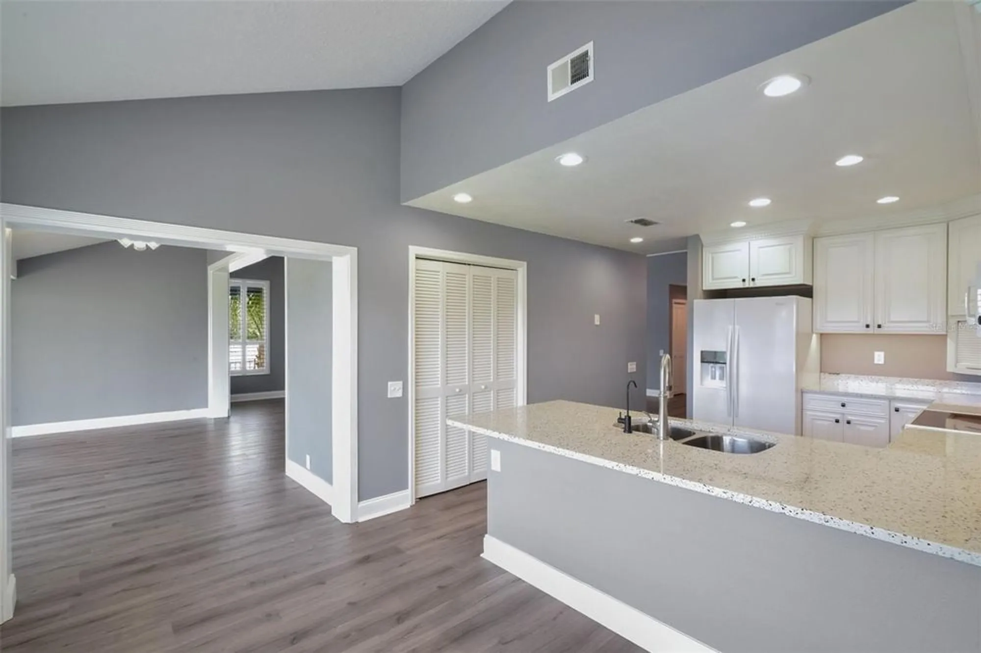 Property Slideshow image 17 of 76 | 6036 topsail rd, Lady Lake, FL, 32159