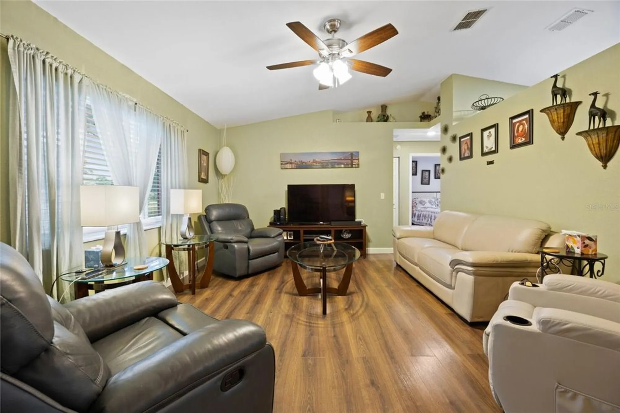 Property Slideshow image 7 of 33 | 10459 sw 62nd ct, Ocala, FL, 34476