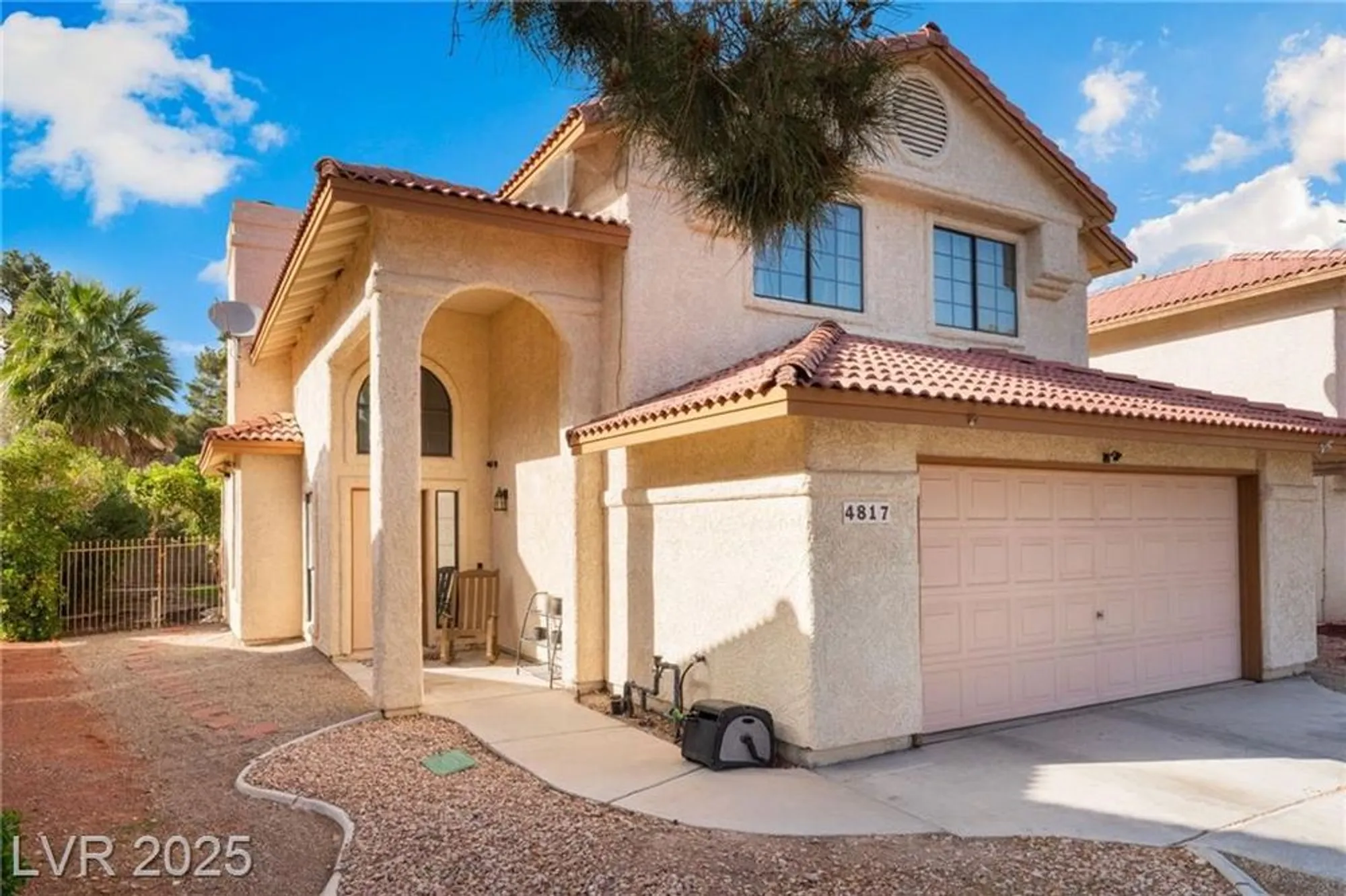 Property Slideshow image 4 of 51 | 4817 friar ln, Las Vegas, NV, 89130
