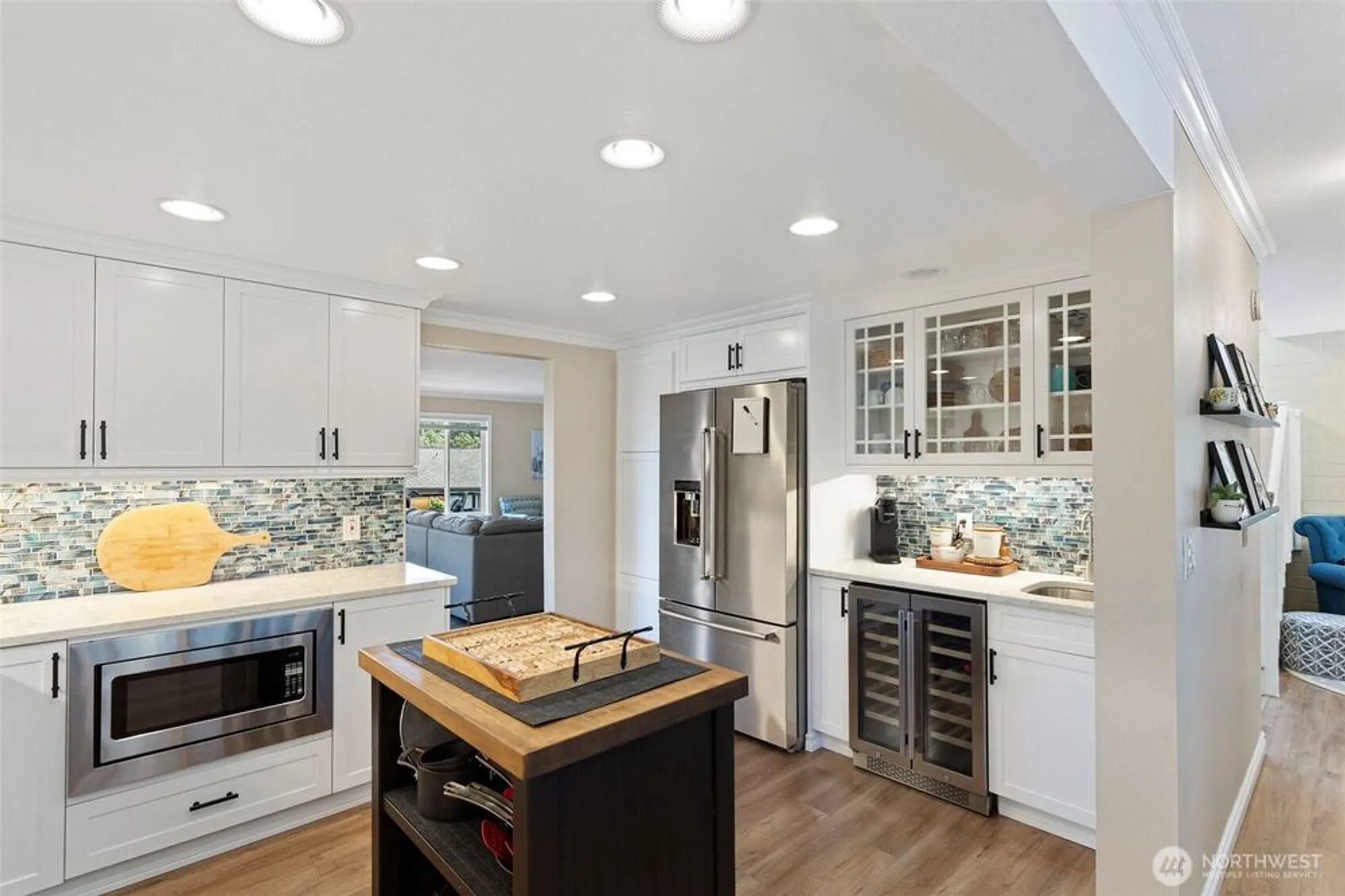 Property Slideshow image 8 of 40 | 10749 glen acres dr s # 10749s, Seattle, WA, 98168