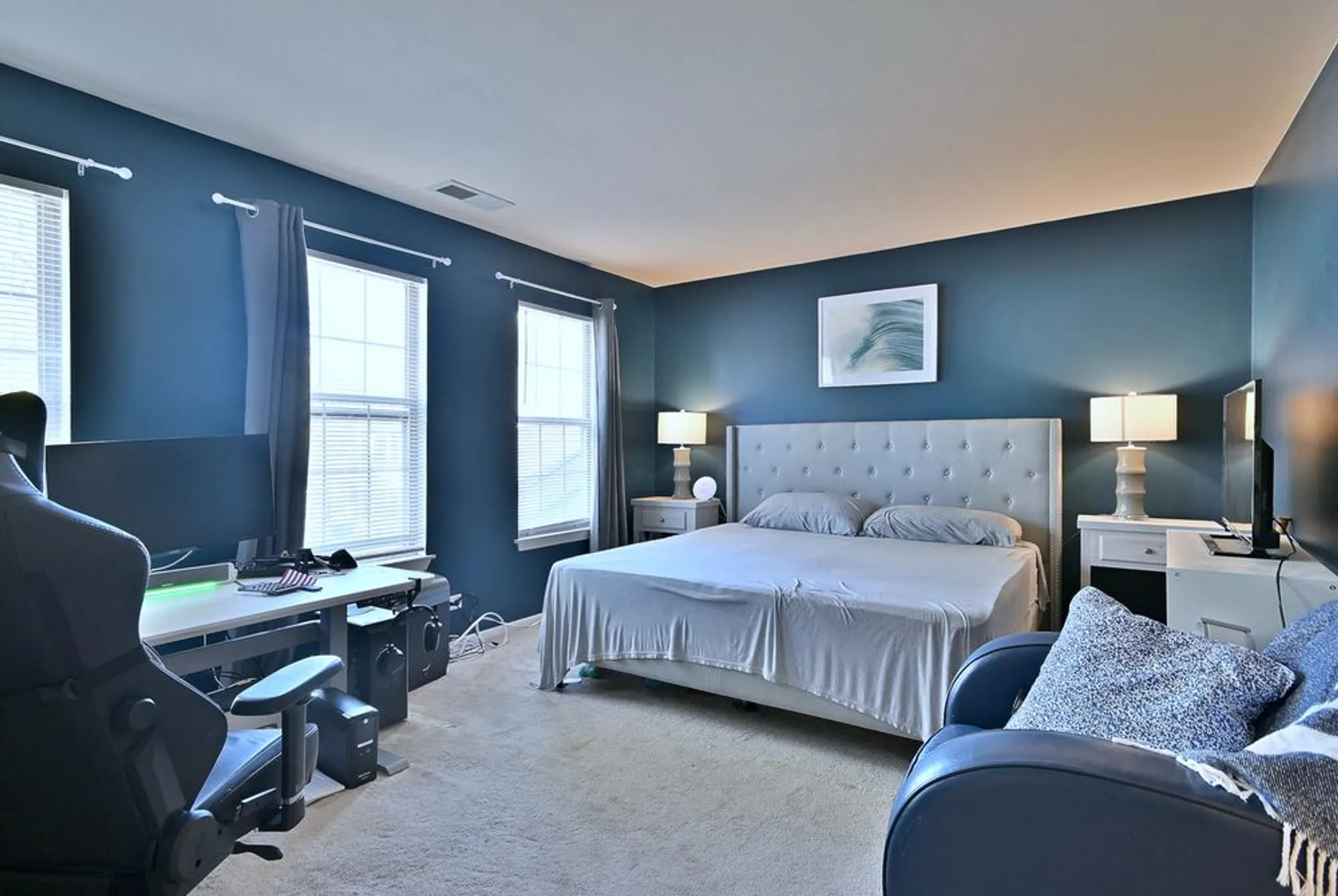 Property Slideshow image 16 of 27 | 509 aberdeen ln c, Prospect Heights, IL, 60070