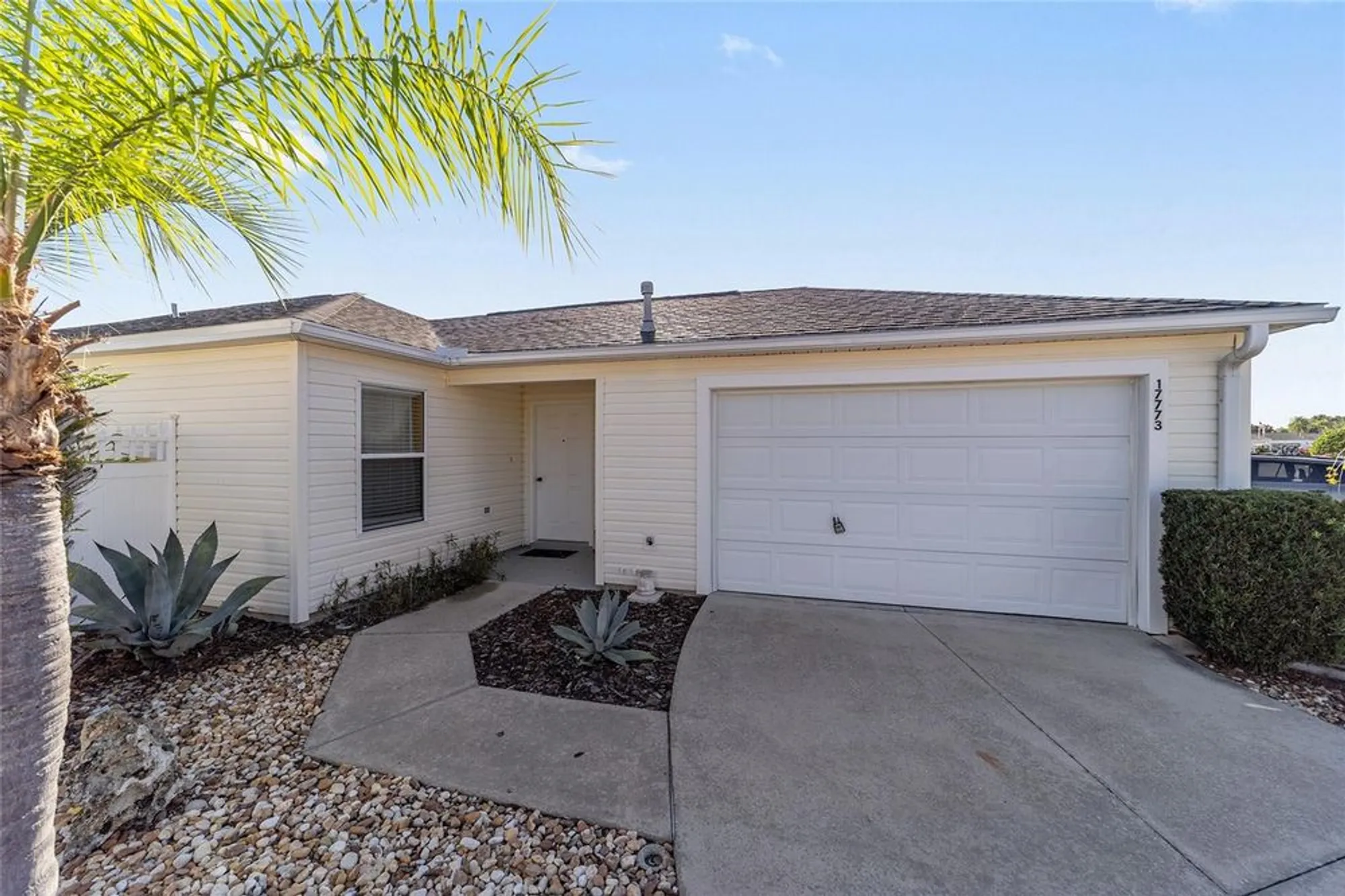 Property Slideshow image 7 of 68 | 17773 se 91st freedom ct, The Villages, FL, 32162