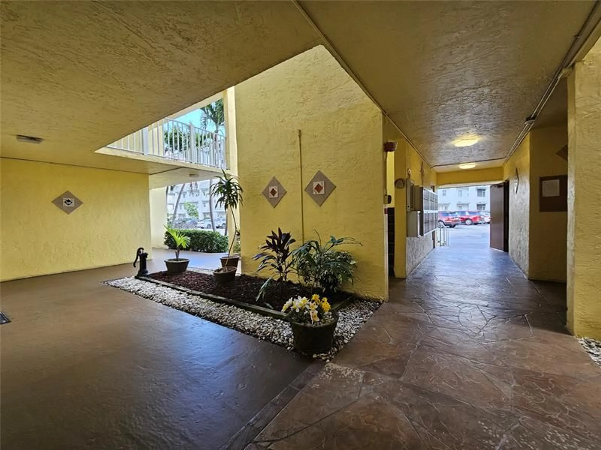 Property Slideshow image 27 of 35 | 6700 royal palm blvd apt 112, Margate, FL, 33063