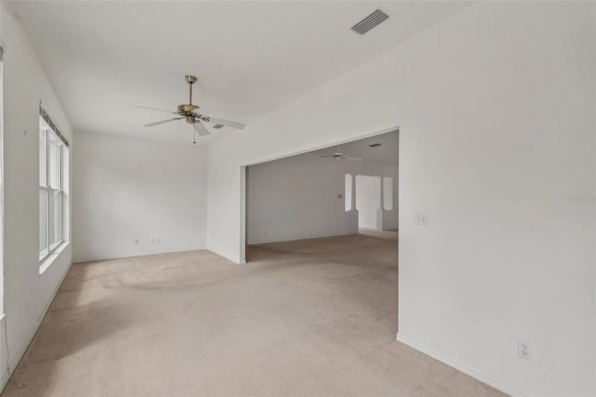 Property Slideshow image 17 of 61 | 2114 worthington greens dr, Sun City Center, FL, 33573