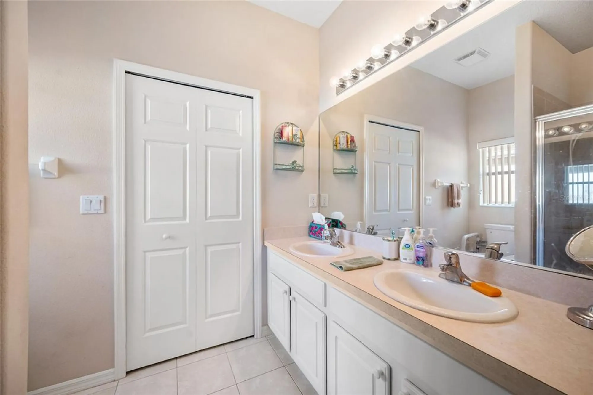 Property Slideshow image 24 of 45 | 2735 plantain dr, Holiday, FL, 34691