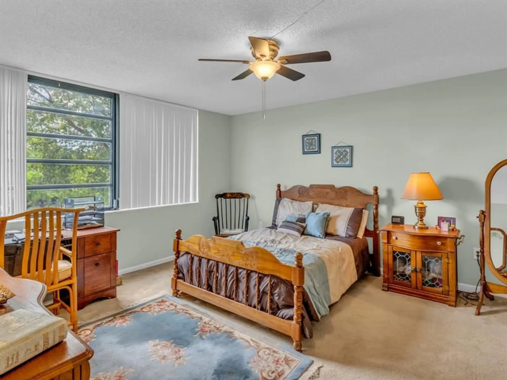Property Slideshow image 25 of 51 | 1101 colony point cir 422, Pembroke Pines, FL, 33026