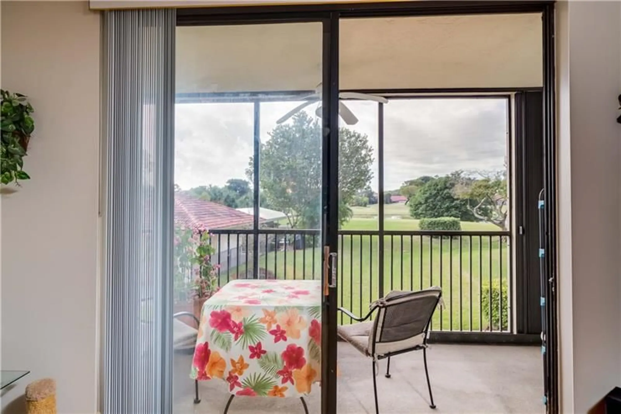 Property Slideshow image 19 of 32 | 3521 environ blvd apt 209, Lauderhill, FL, 33319