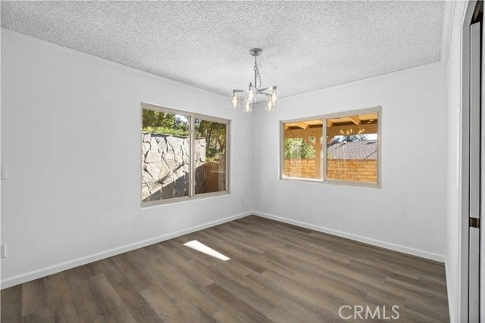 Property Slideshow image 11 of 34 | 26562 cardwick ct, Newhall, CA, 91321
