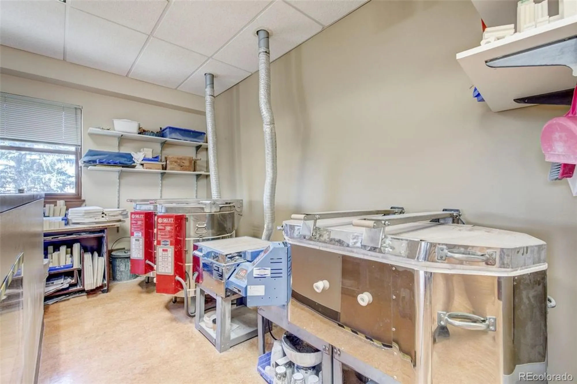 Property Slideshow image 37 of 44 | 3164 s wheeling way apt 306, Aurora, CO, 80014