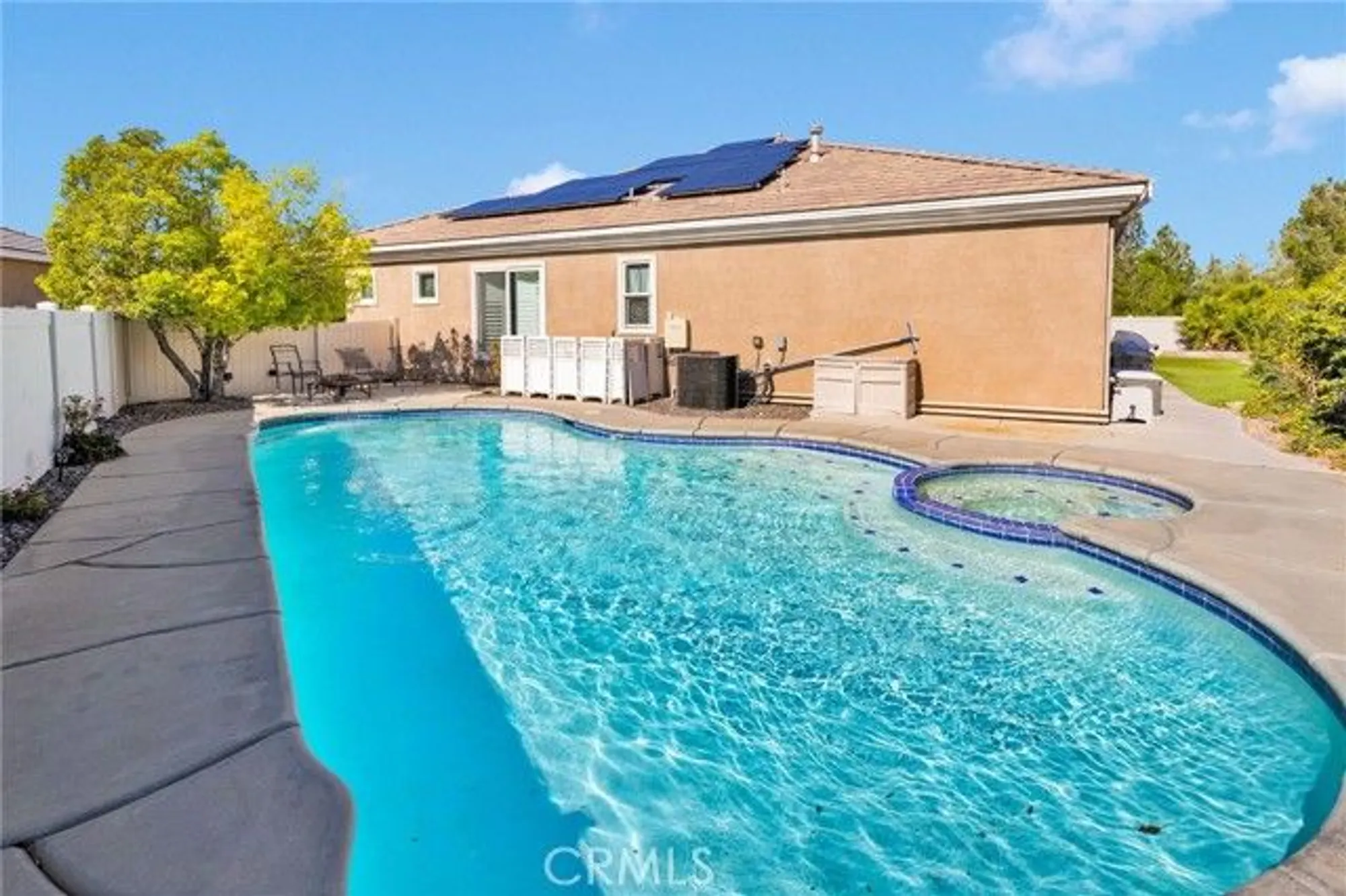 Property Slideshow image 5 of 33 | 10215 wascana ln, Apple Valley, CA, 92308