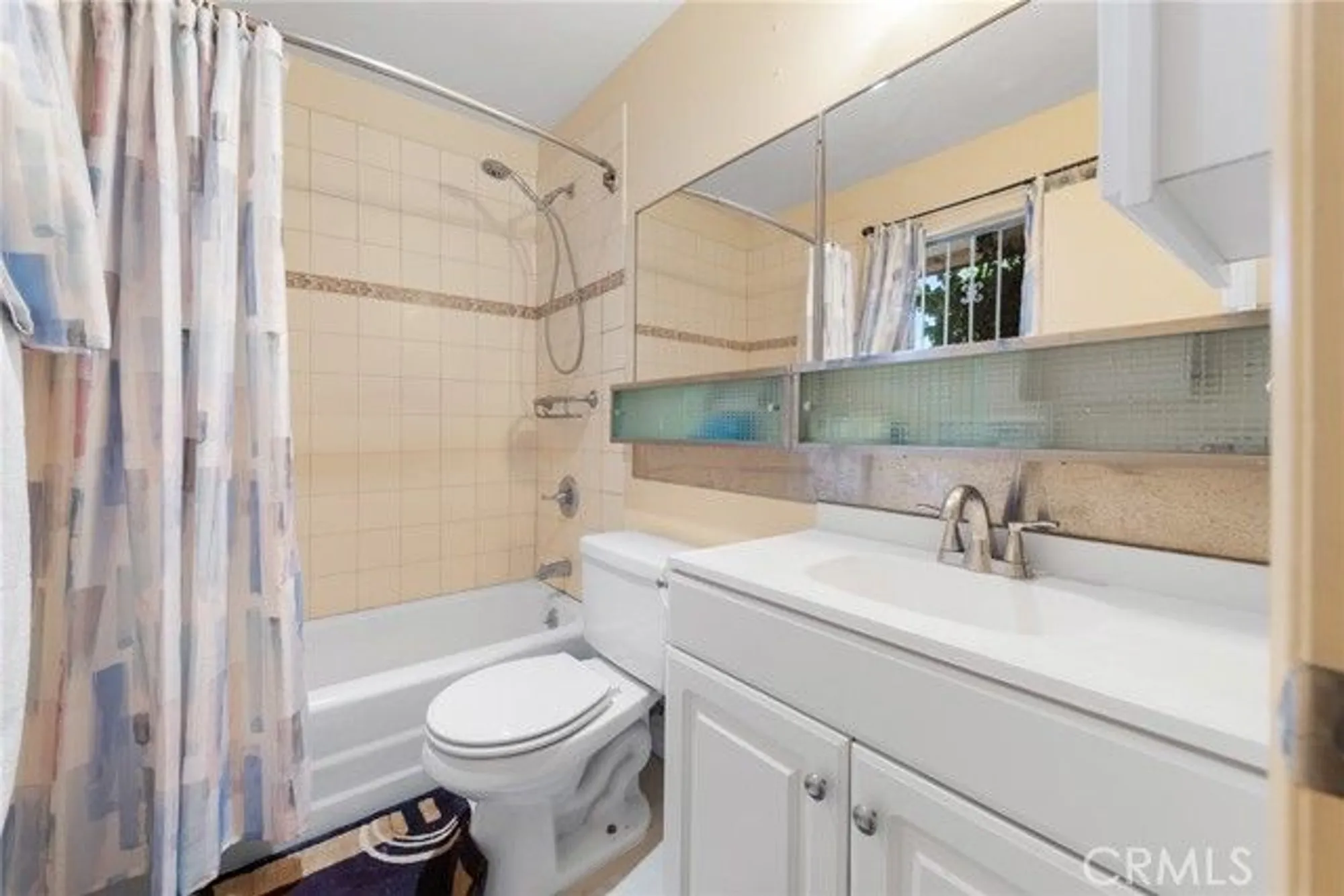 Property Slideshow image 16 of 25 | 1461 w mayberry ave, Hemet, CA, 92543