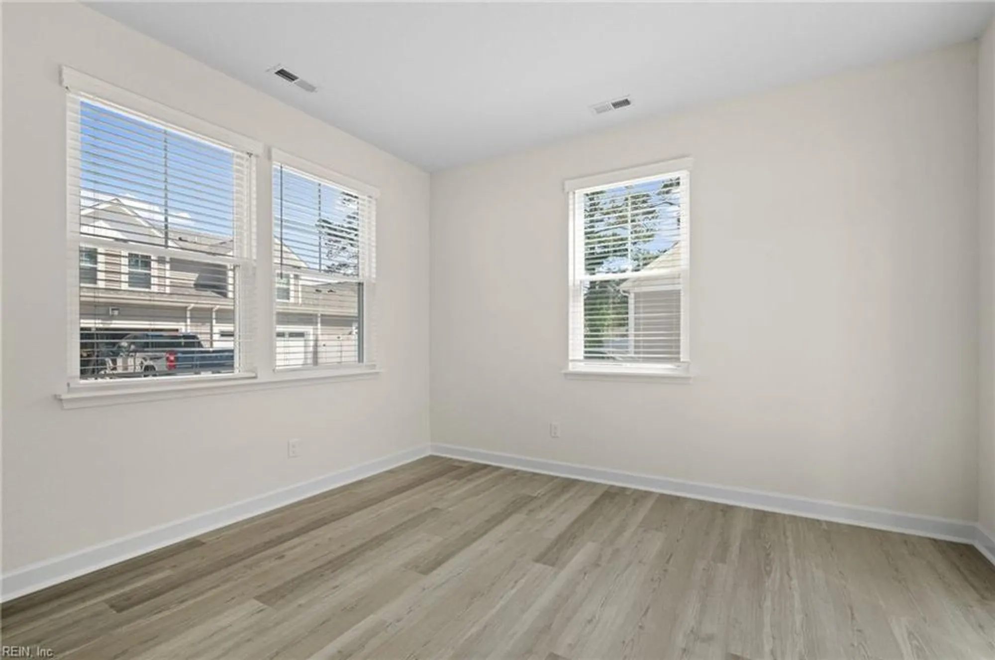 Property Slideshow image 6 of 46 | 1000 regal rd a, Suffolk, VA, 23434