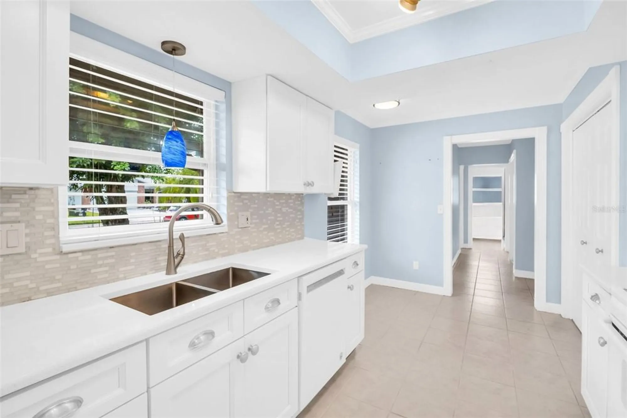 Property Slideshow image 8 of 47 | 2336 malcolm dr, Palm Harbor, FL, 34684