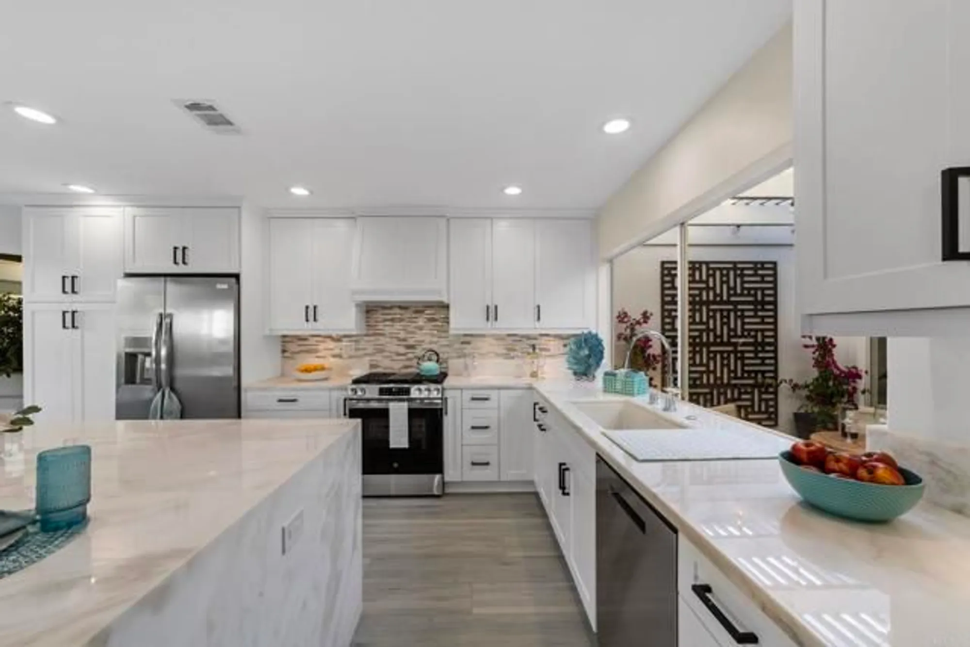 Property Slideshow image 13 of 72 | 4634 cordoba way, Oceanside, CA, 92056