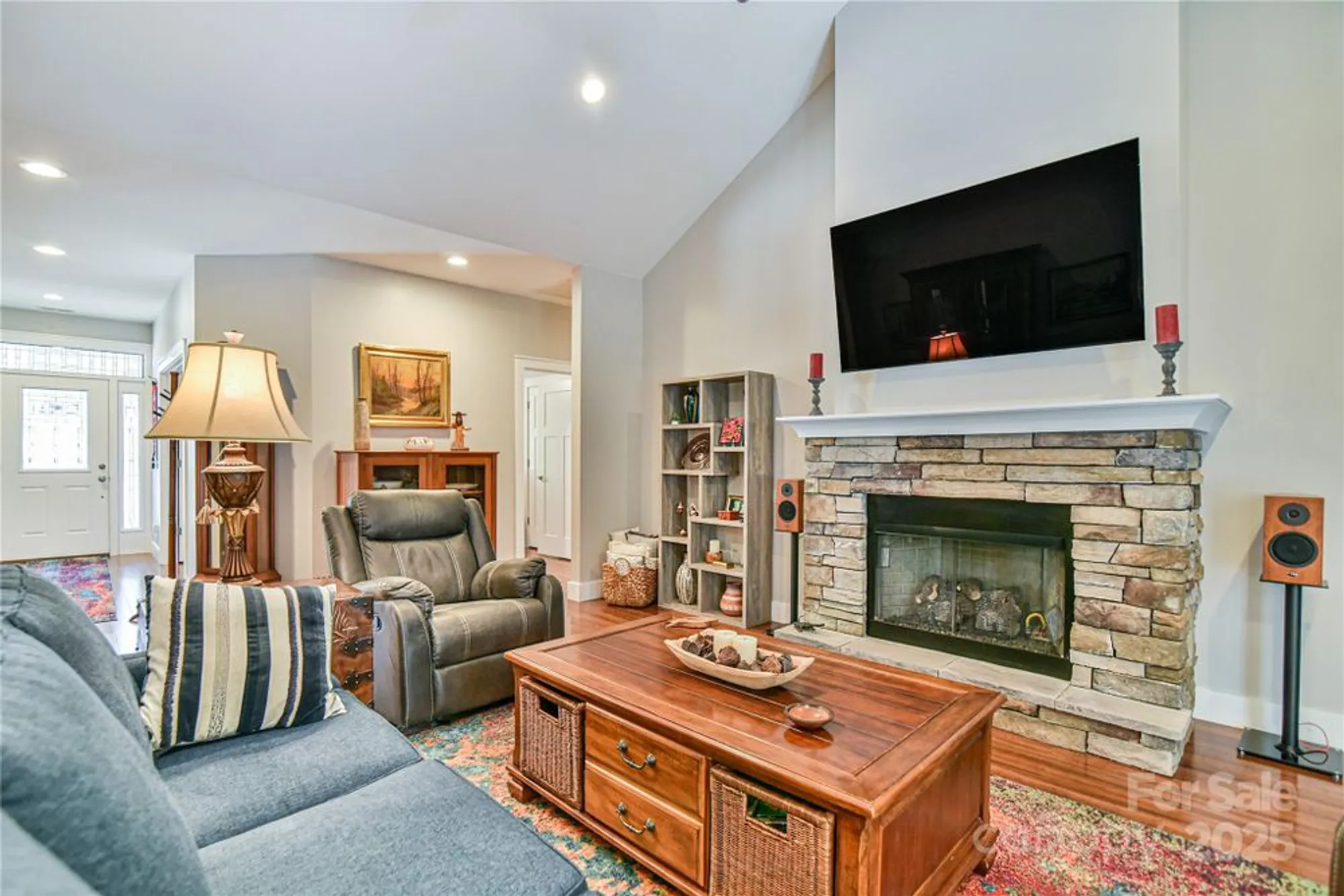 Property Slideshow image 8 of 32 | 34 waterbury ct, Hendersonville, NC, 28791