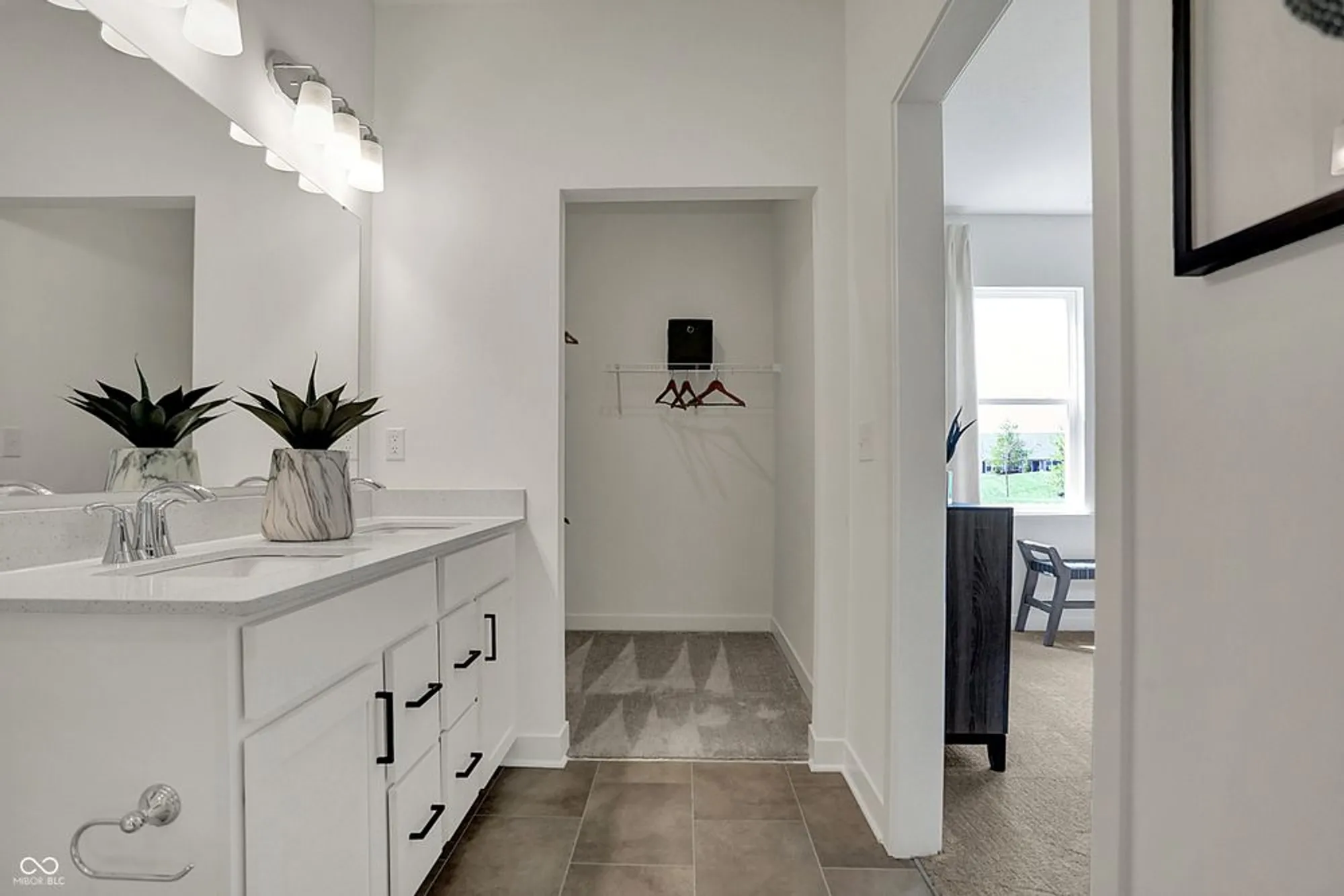 Property Slideshow image 18 of 31 | 19398 sumrall pl, Westfield, IN, 46074