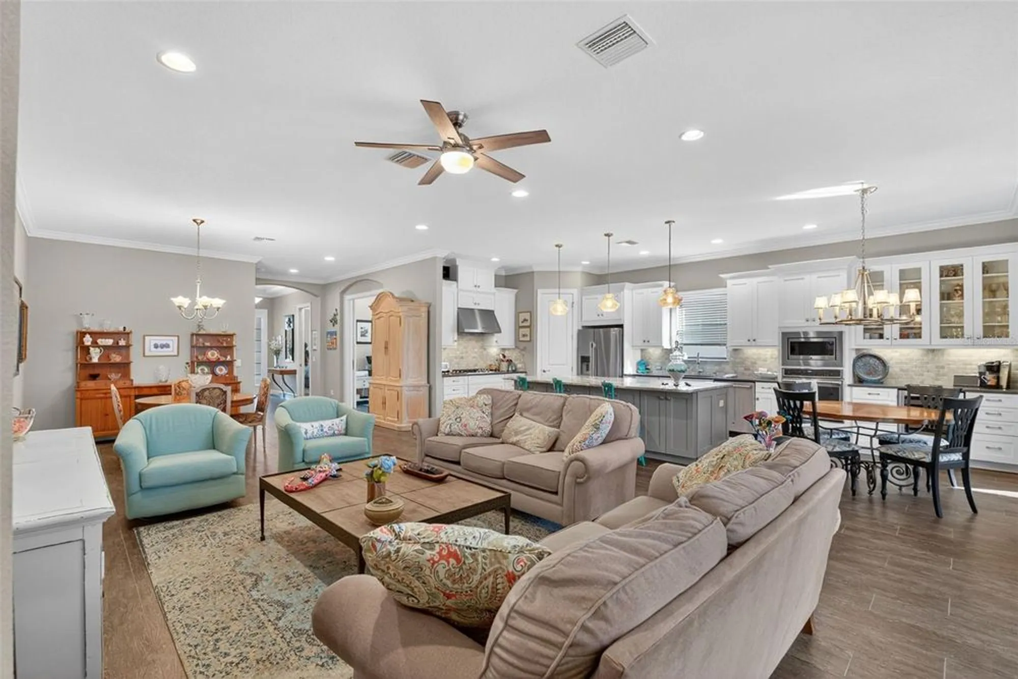 Property Slideshow image 13 of 74 | 5026 tivoli run, Bradenton, FL, 34211