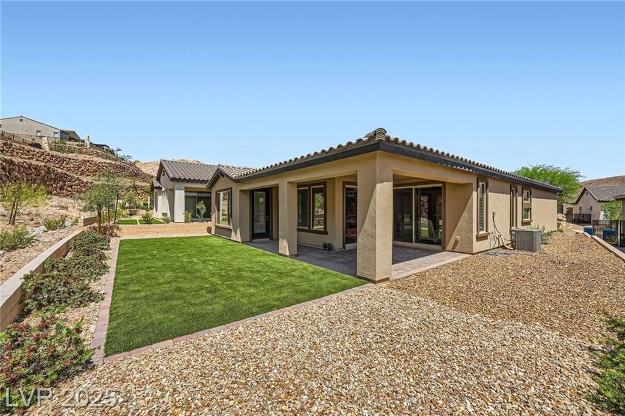 Property Slideshow image 27 of 36 | 243 sun glaze ave, Henderson, NV, 89011