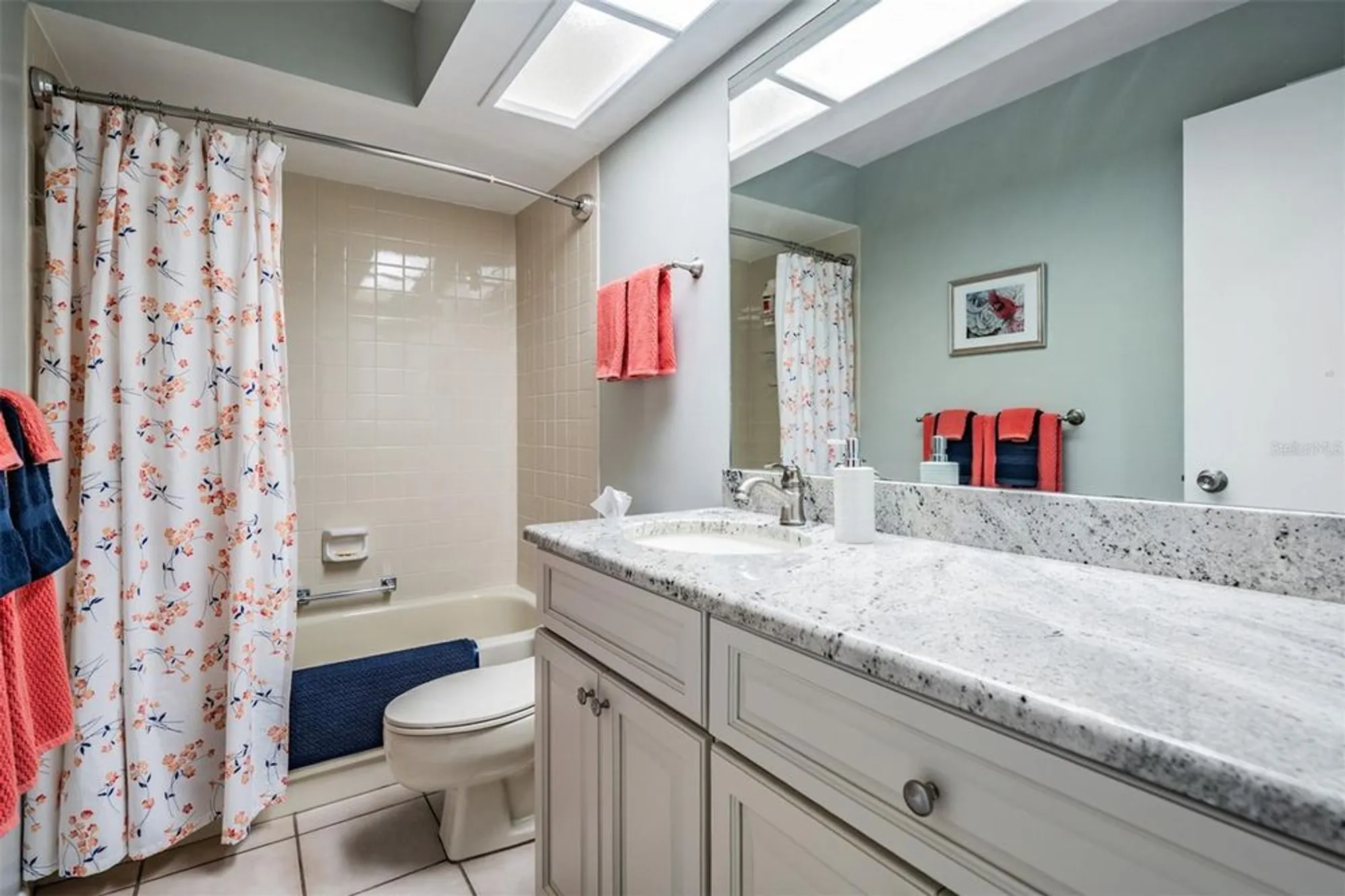 Property Slideshow image 25 of 38 | 2932 macalpin dr, Palm Harbor, FL, 34684