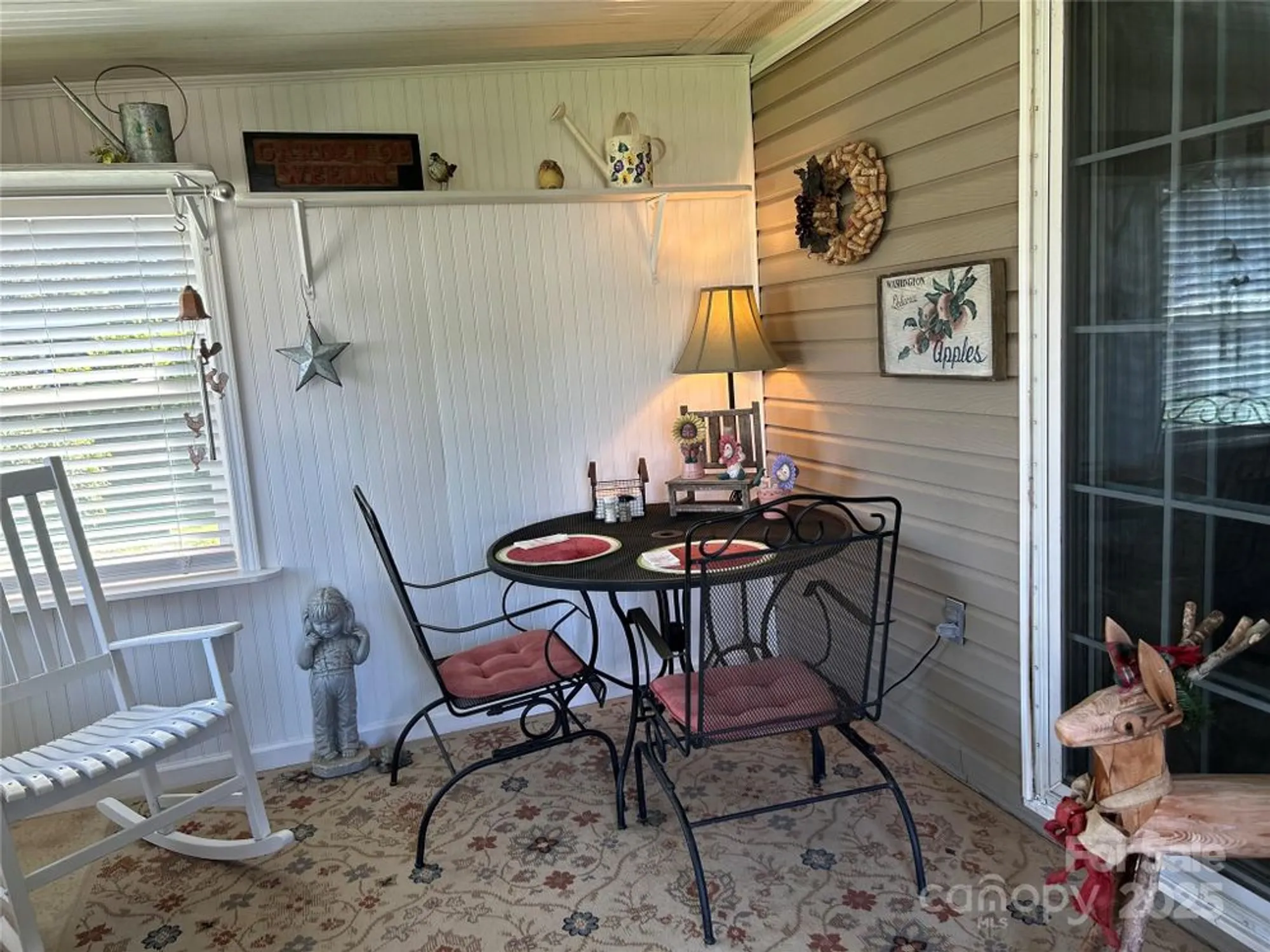 Property Slideshow image 37 of 43 | 429 riverwind dr, Hendersonville, NC, 28739