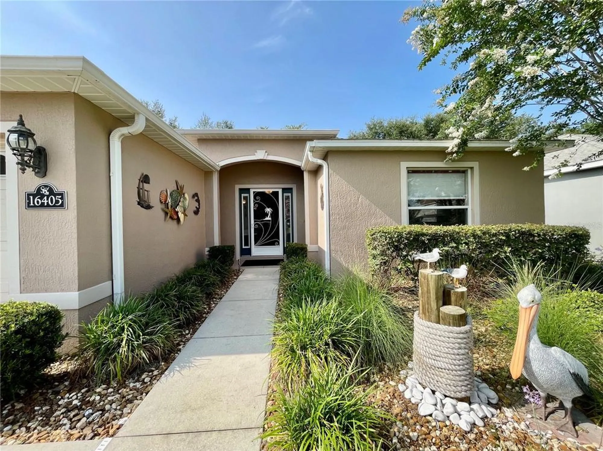 Property Slideshow image 4 of 61 | 16405 sw 14th avenue rd, Ocala, FL, 34473