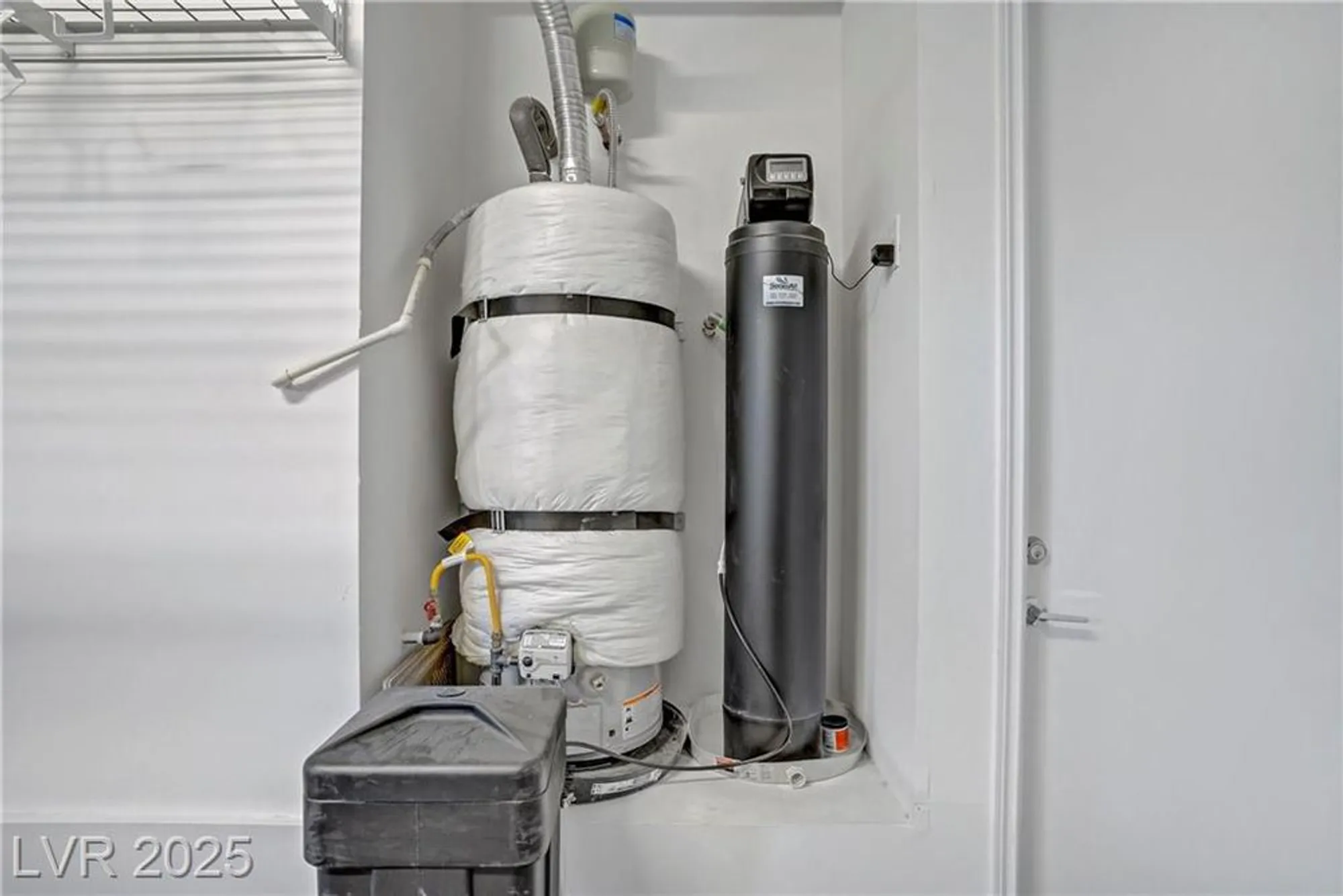 Property Slideshow image 25 of 35 | 933 mayfield manor ln, Las Vegas, NV, 89138