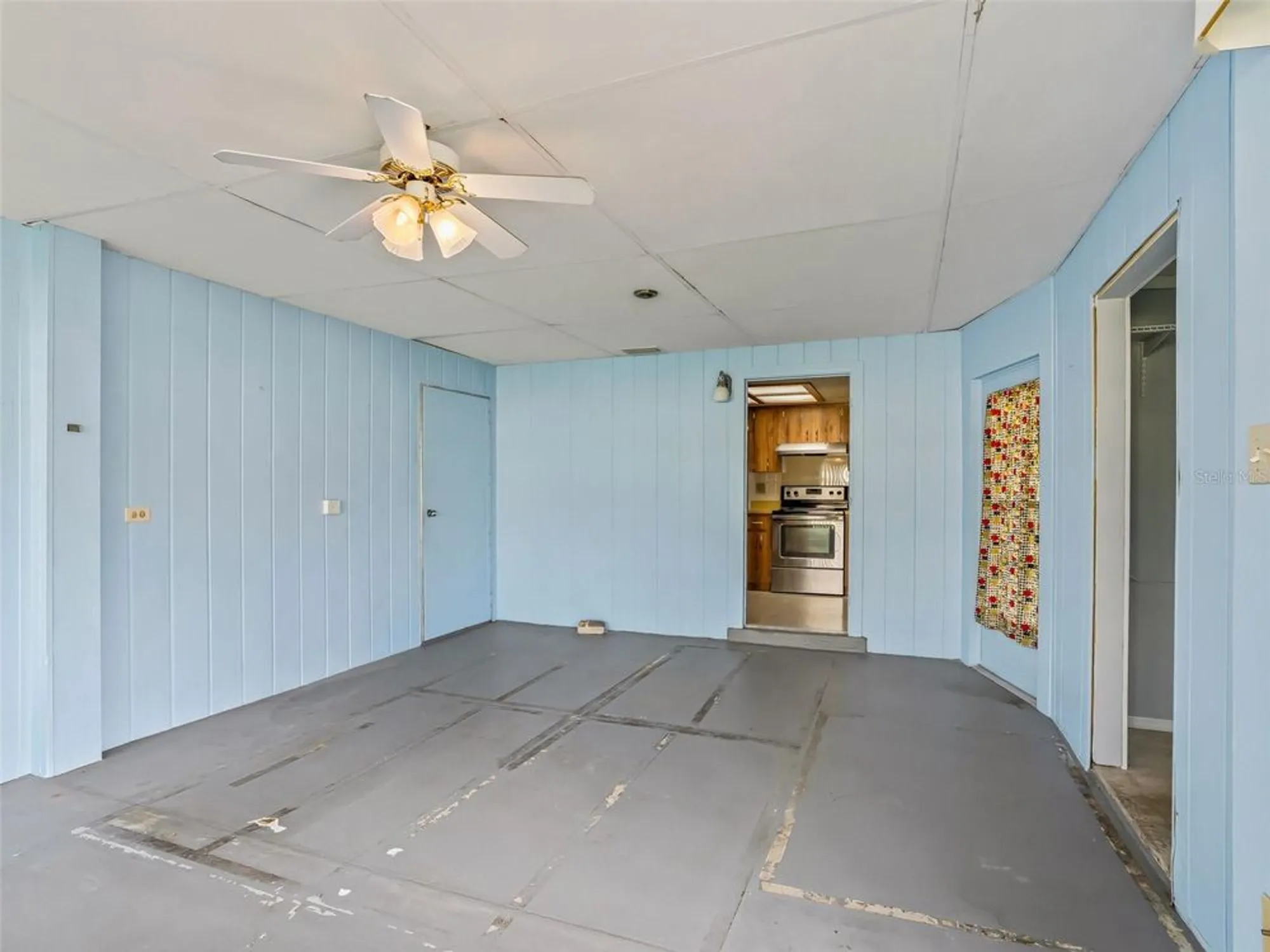 Property Slideshow image 16 of 37 | 9055 sw 102nd pl, Ocala, FL, 34481