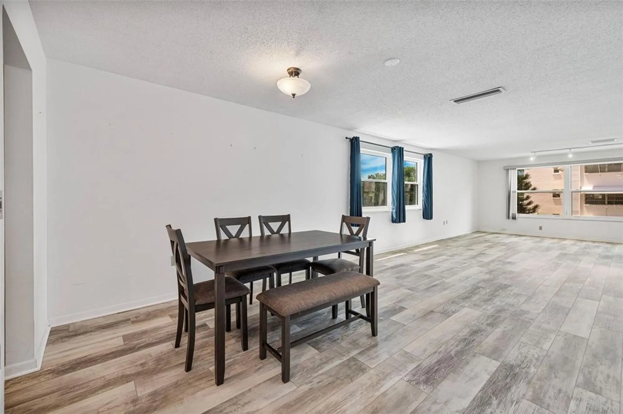 Property Slideshow image 17 of 22 | 5603 80th st n unit 202, Saint Petersburg, FL, 33709