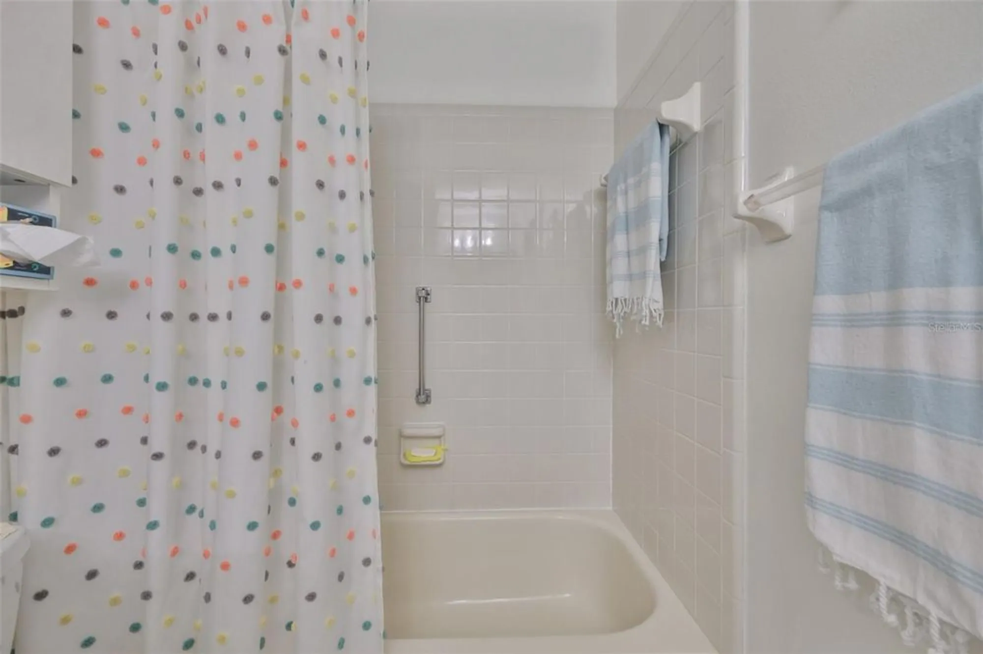 Property Slideshow image 16 of 37 | 313 knottwood ct, Sun City Center, FL, 33573