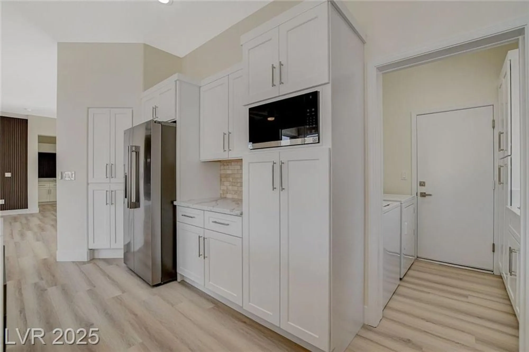 Property Slideshow image 28 of 44 | 10100 folsom dr, Las Vegas, NV, 89134