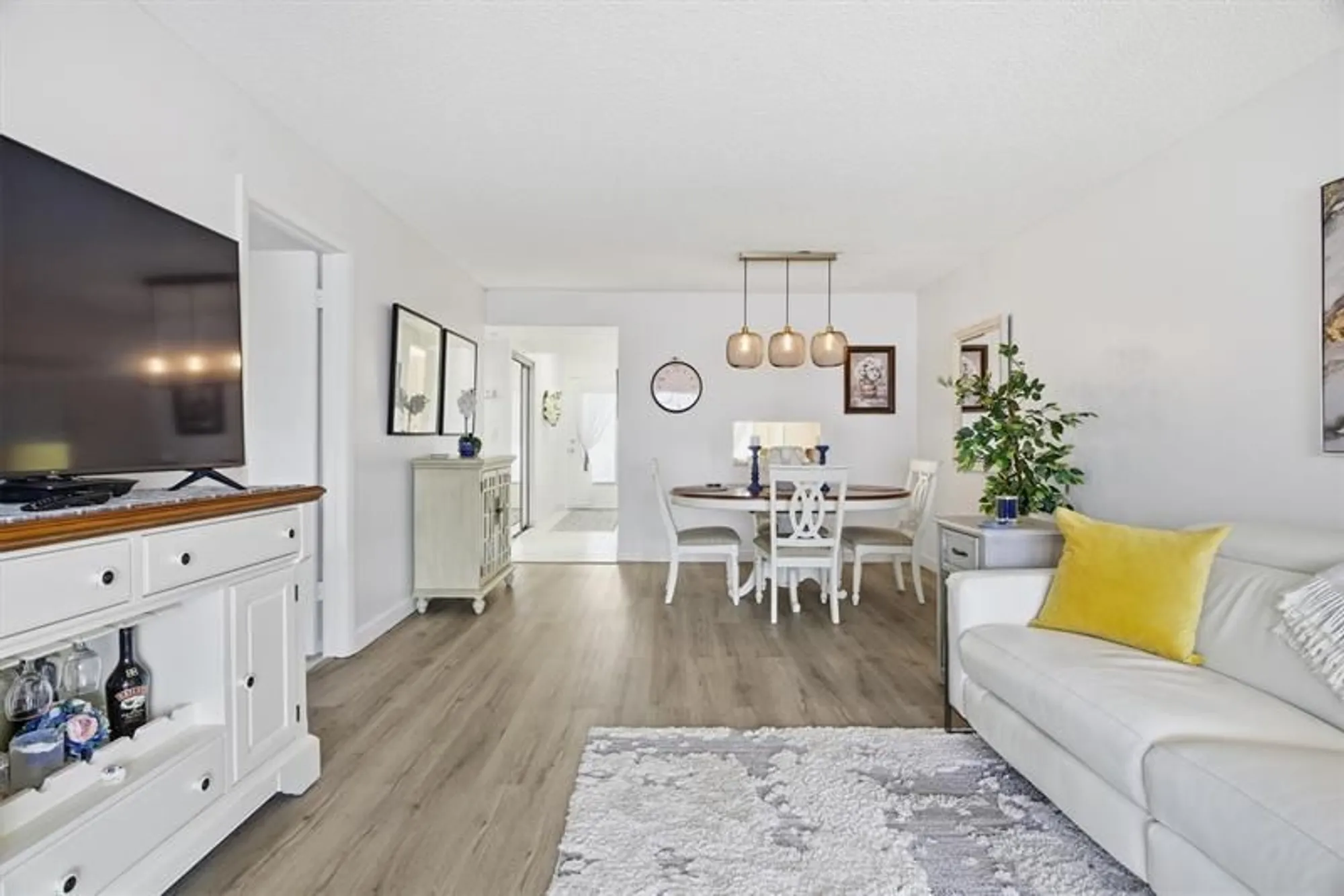 Property Slideshow image 10 of 44 | 2991 nw 46th ave 410, Lauderdale Lakes, FL, 33313